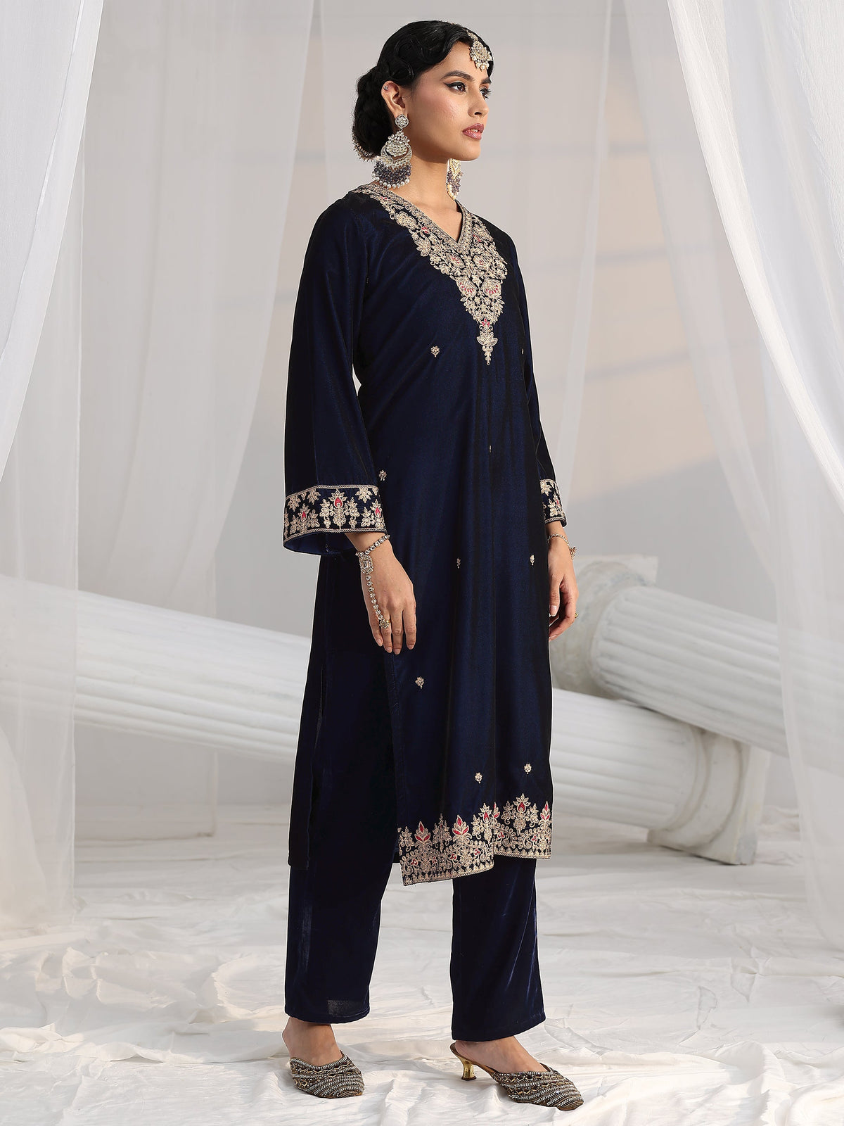 Anouk Navy Blue Embroidered Velvel Straight Suit Set