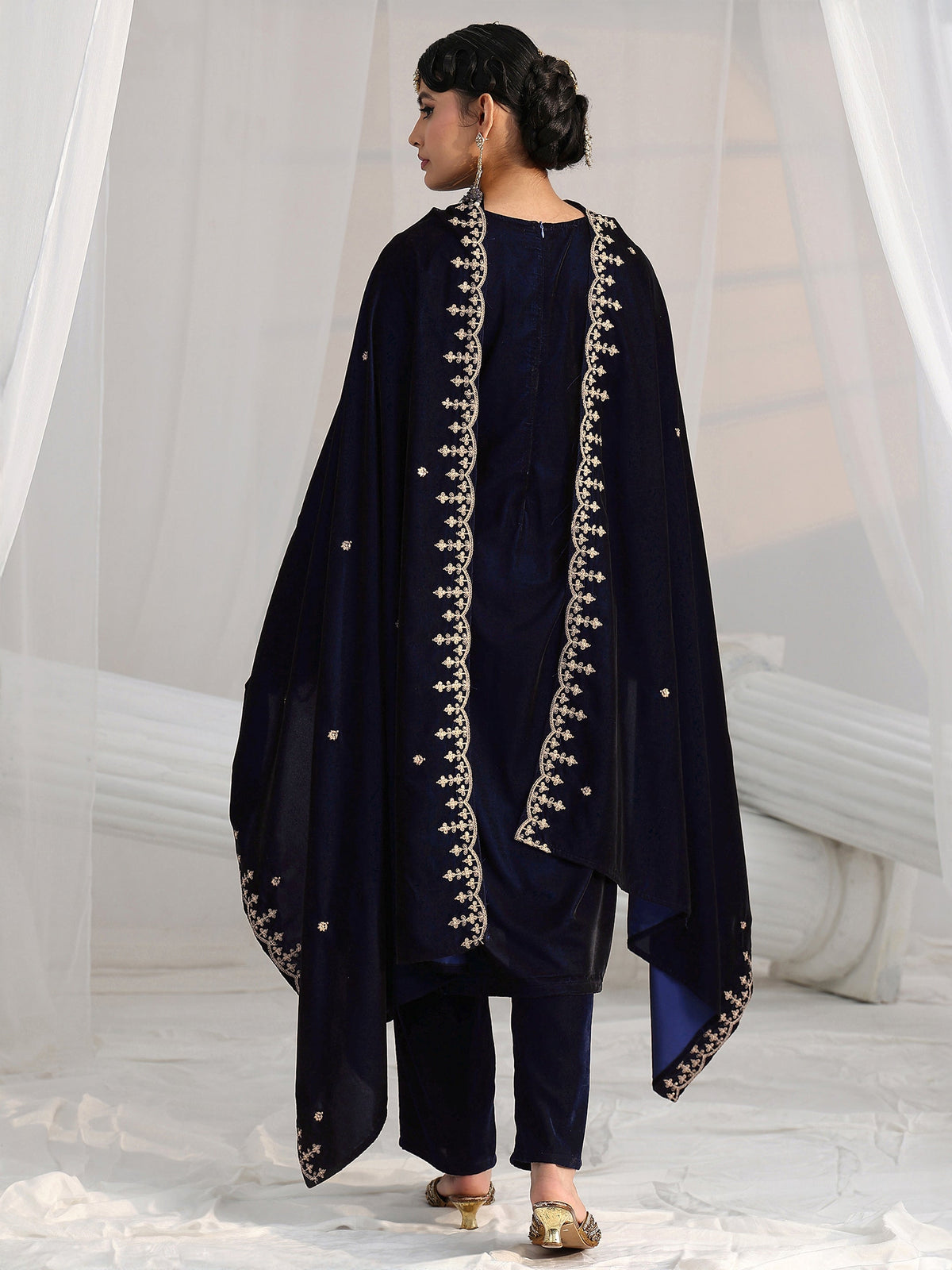 Anouk Navy Blue Embroidered Velvel Straight Suit Set