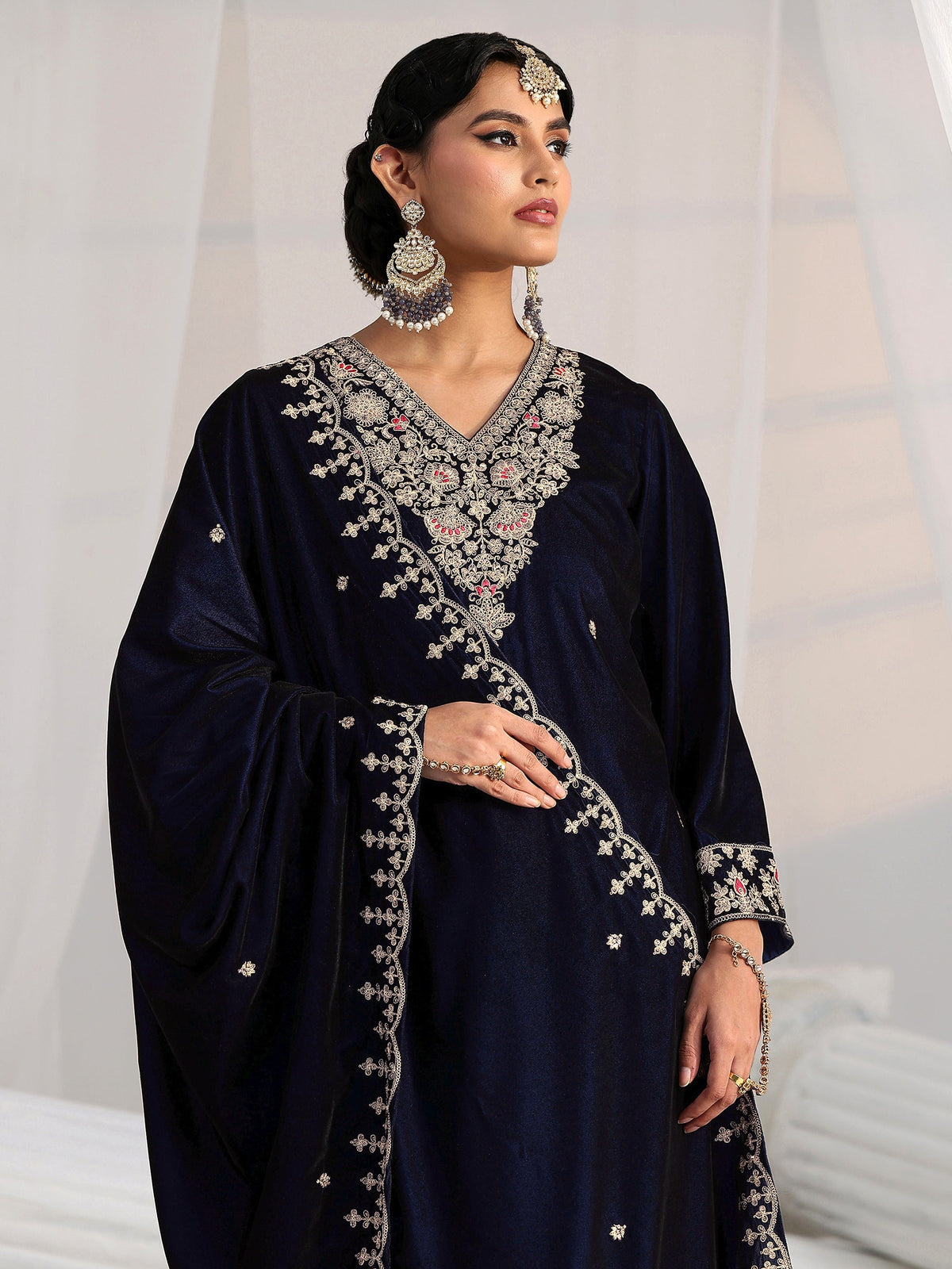 Anouk Navy Blue Embroidered Velvel Straight Suit Set