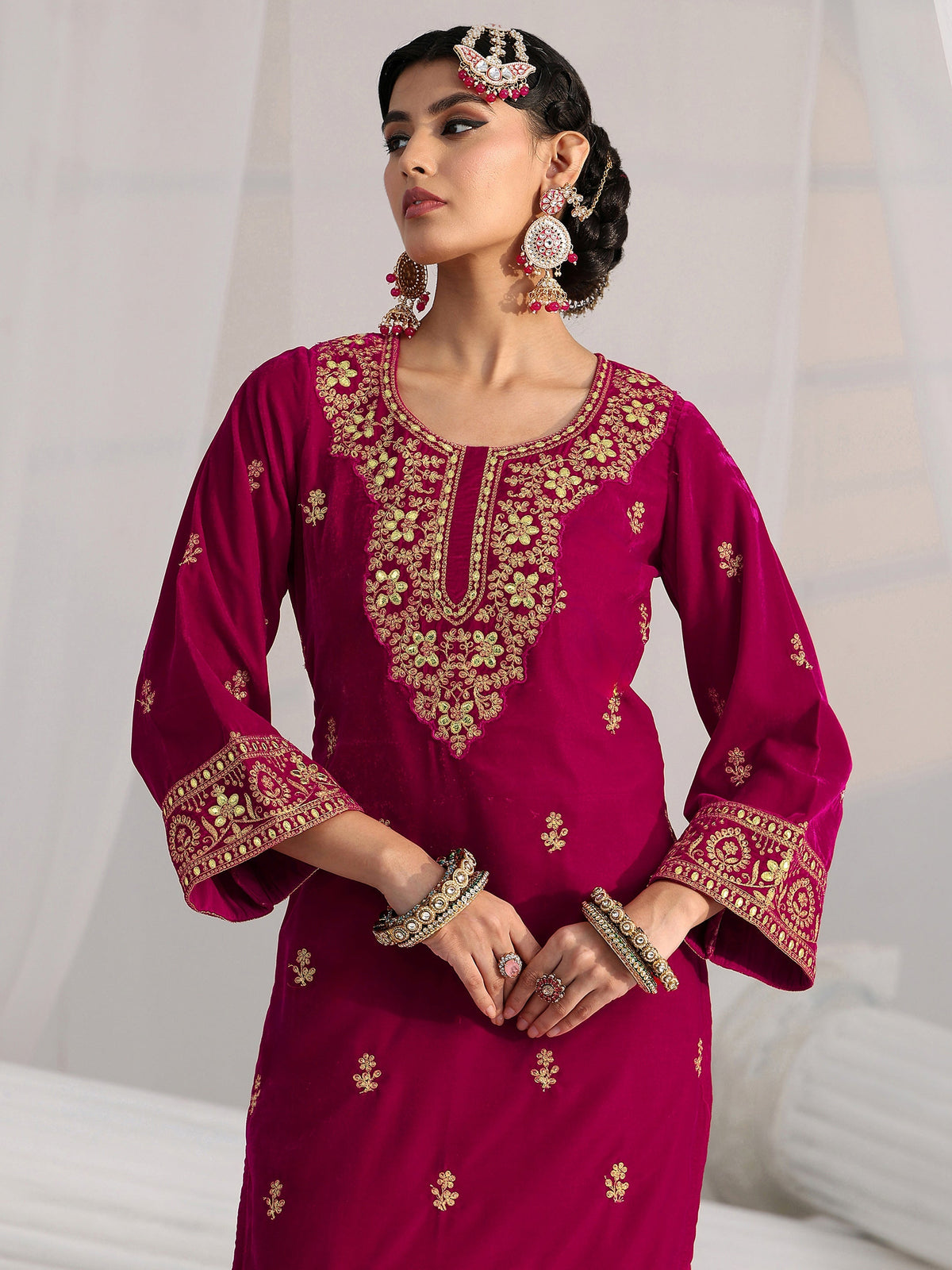 Anouk Red Floral Embroidered Velvet Straight Suit Set