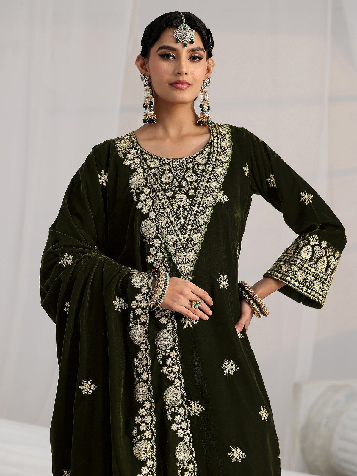 Anouk Forest Green Yoke Design Velvet Straight Suit Set