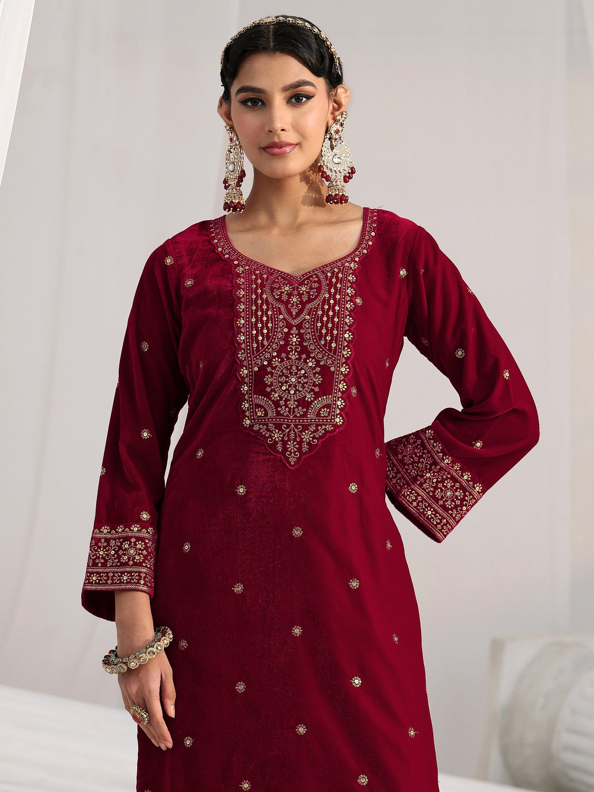Anouk Red Floral Embellished Velvet Straight Suit Set