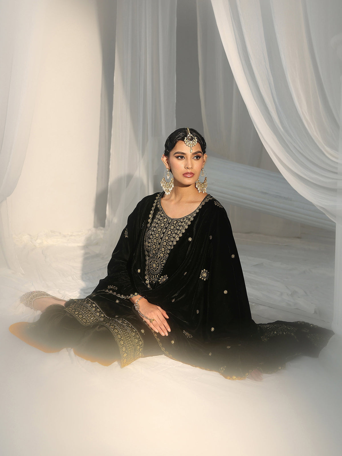 Anouk Black Embellished Velvet Straight Suit Set