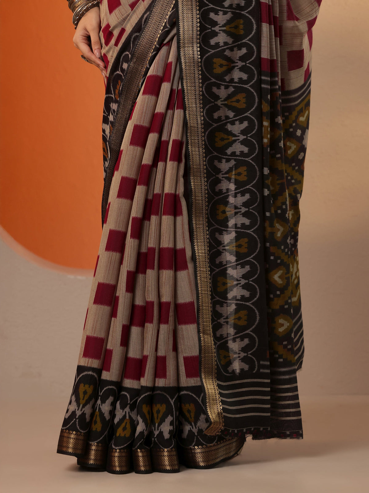 Anouk Beige Printed Silk Blend Saree With Unstitched Blouse Piece