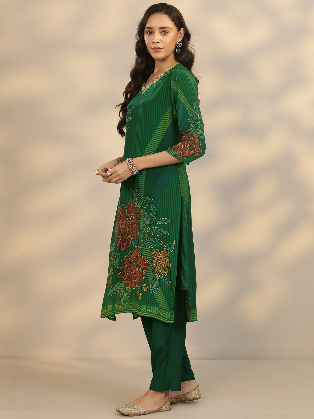 Anouk Green Printed Crepe Straight Suit Set With Dupatta