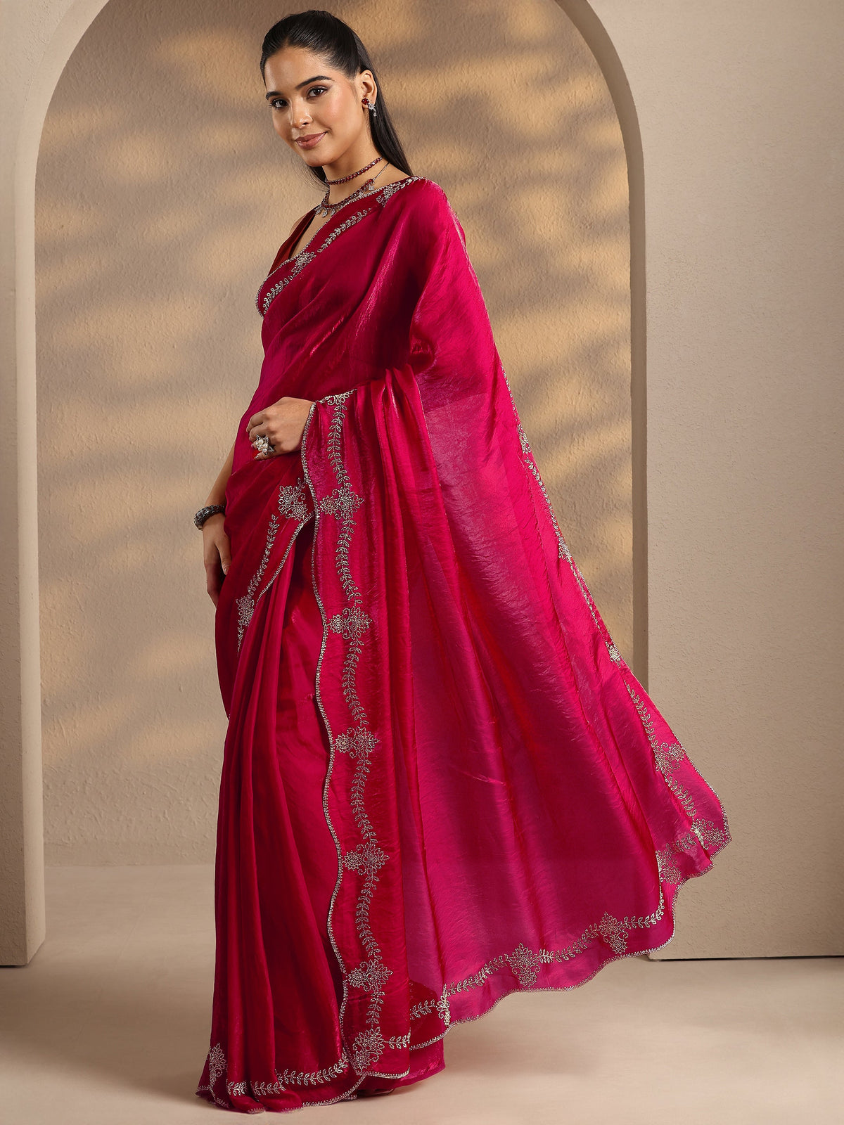 Anouk Red Solid Silk Blend Saree With Unstitched Blouse Piece
