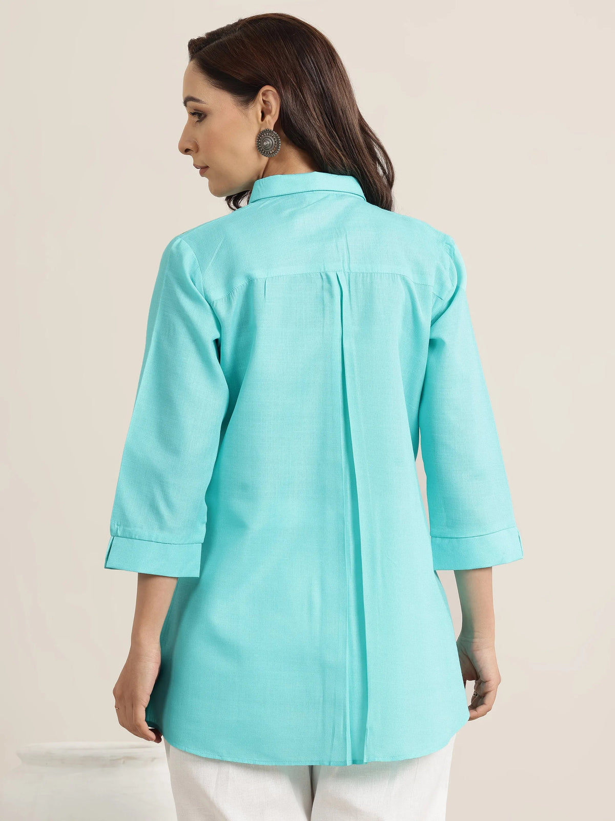 Anouk Blue Printed Cotton Blend Straight Short Kurti