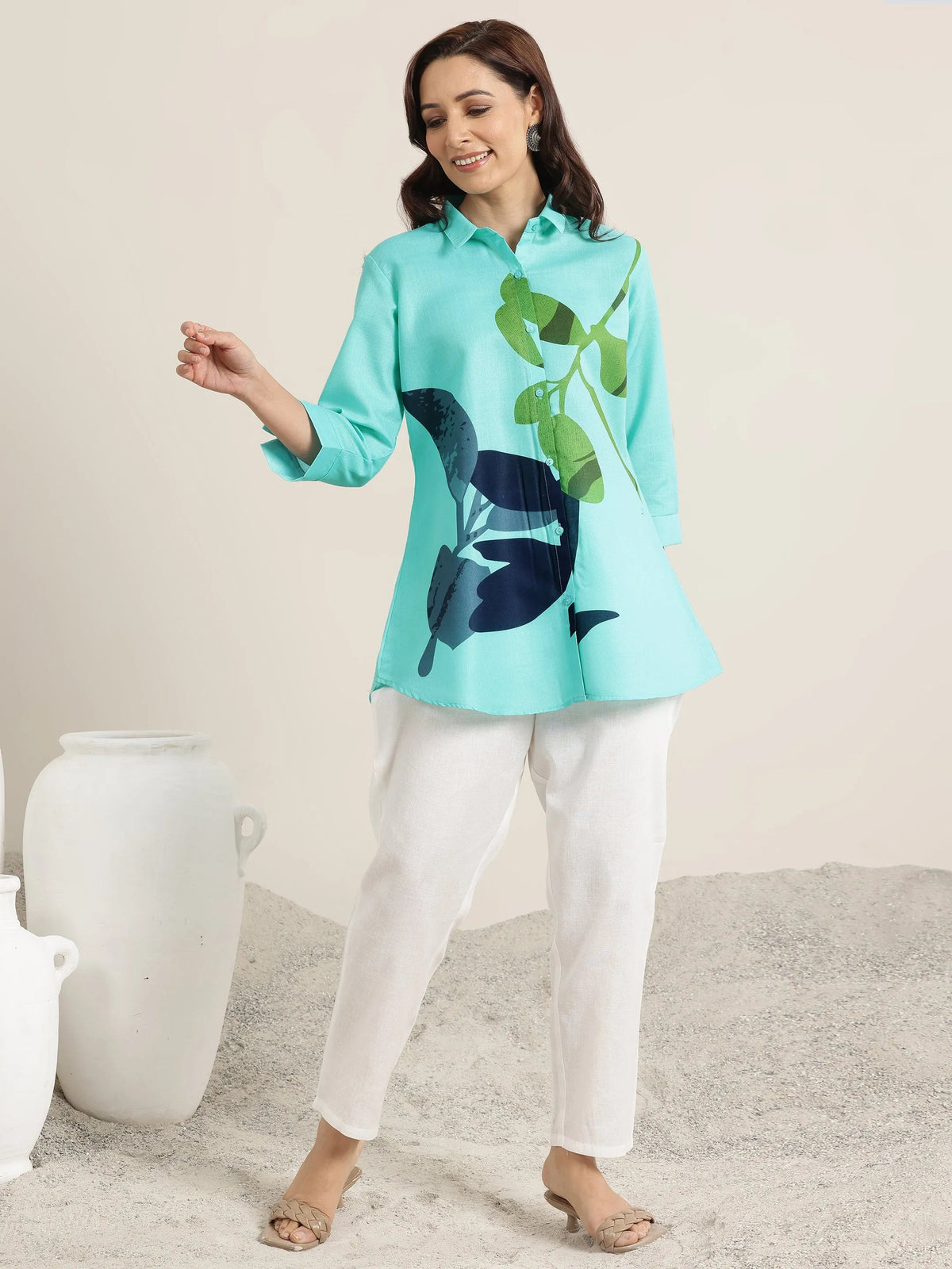 Anouk Blue Printed Cotton Blend Straight Short Kurti