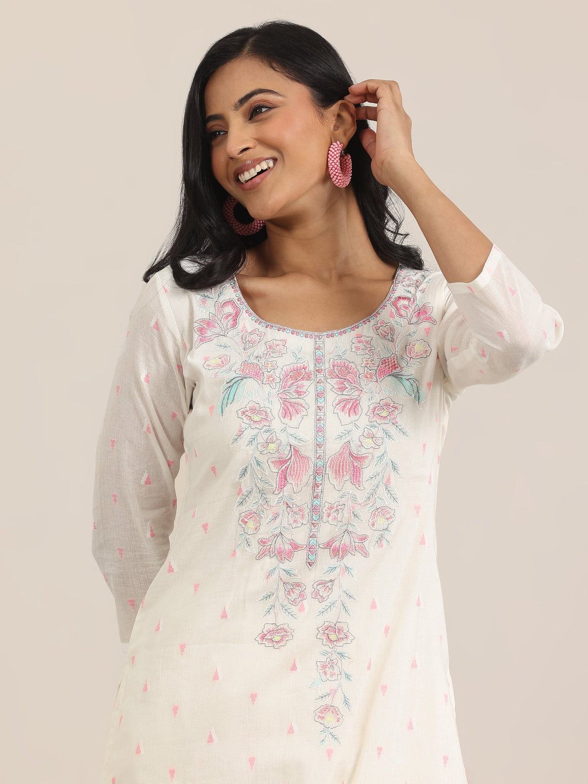 Anouk Off White Embroidered Cotton Straight Suit With Dupatta