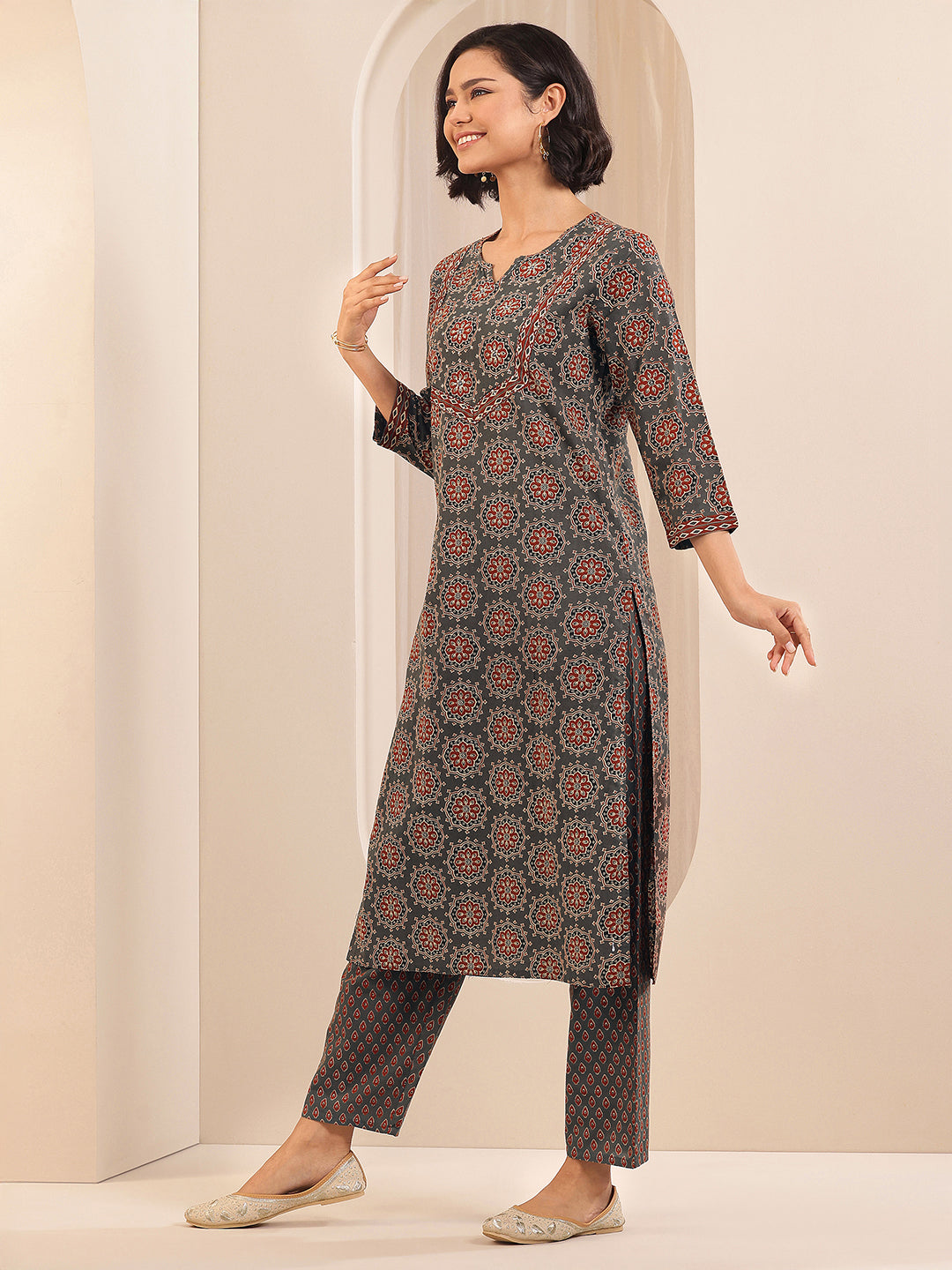 Anouk Grey Printed Cotton Straight Suit Sets With Dupatta