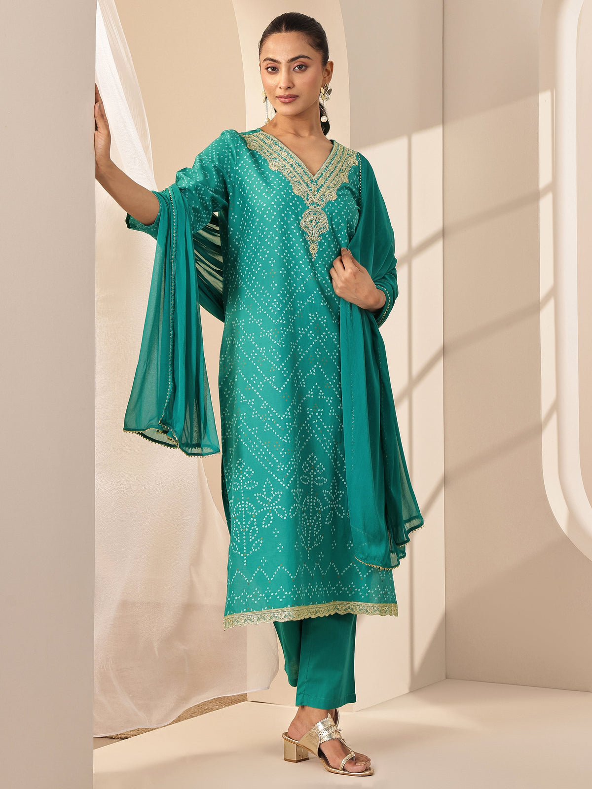 Anouk Turquoise Blue Printed Cotton Straight Suit Sets With Dupatta