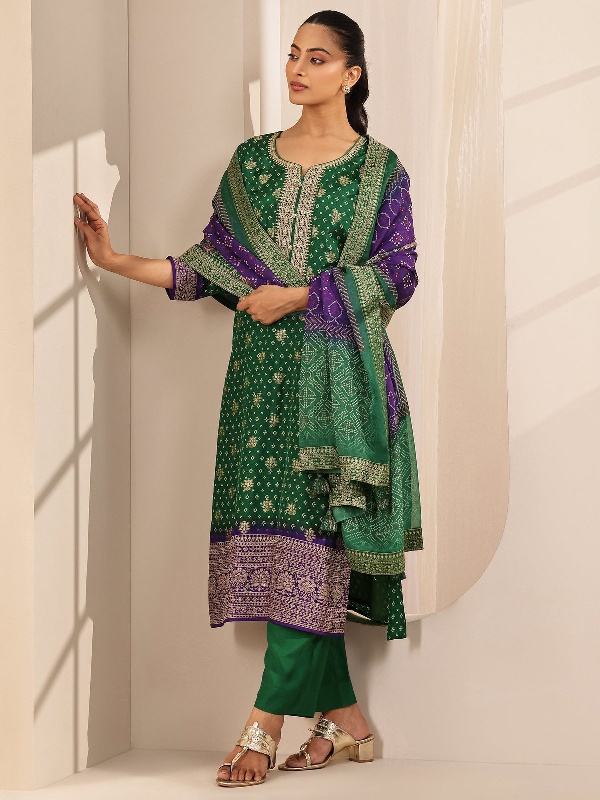 Anouk Green Printed Silk Blend Straight Suit Set With Dupatta