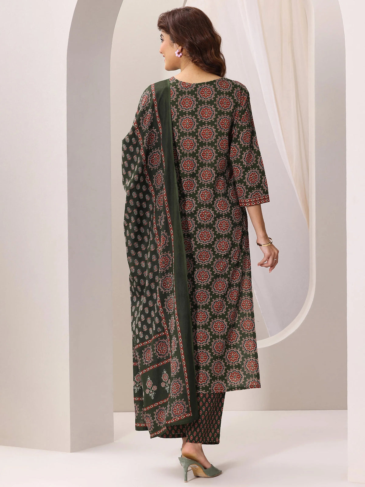 Anouk Green Printed Cotton Straight Suit Set With Dupatta