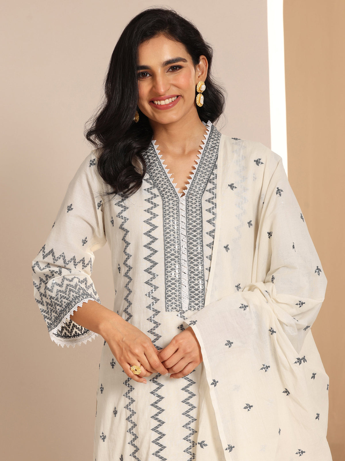 Anouk Off White Embroidered Cotton Straight Suit Set With Dupatta