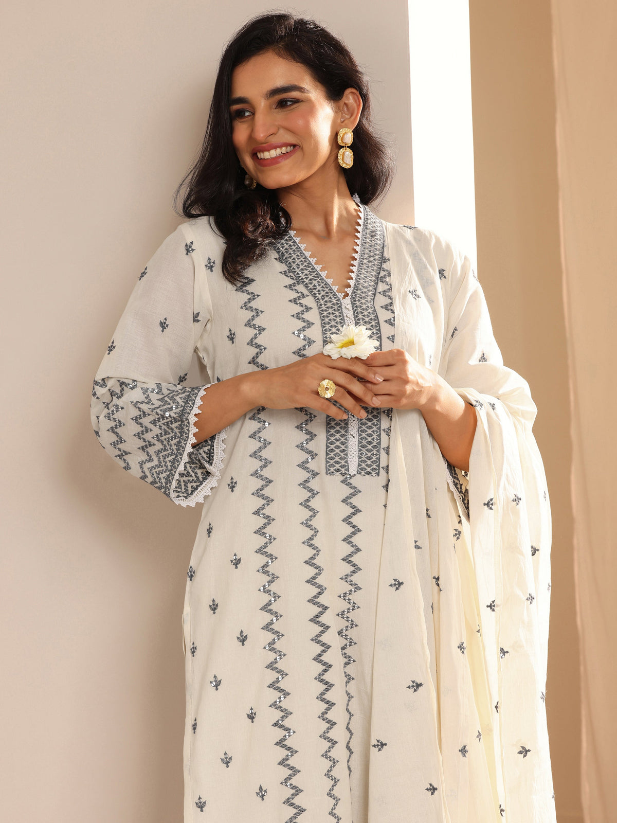 Anouk Off White Embroidered Cotton Straight Suit Set With Dupatta
