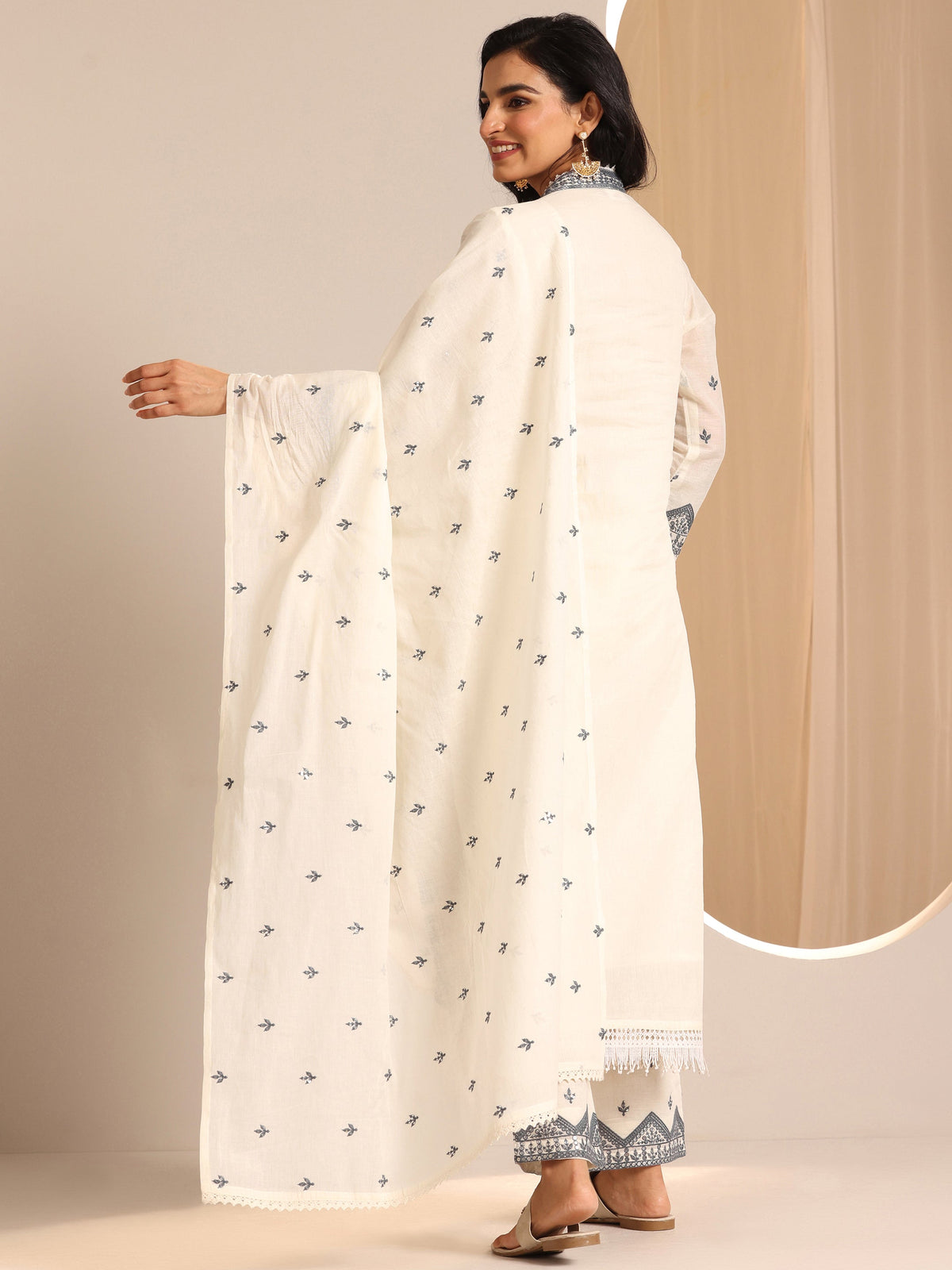 Anouk Off White Embroidered  Straight Suit Set With Dupatta