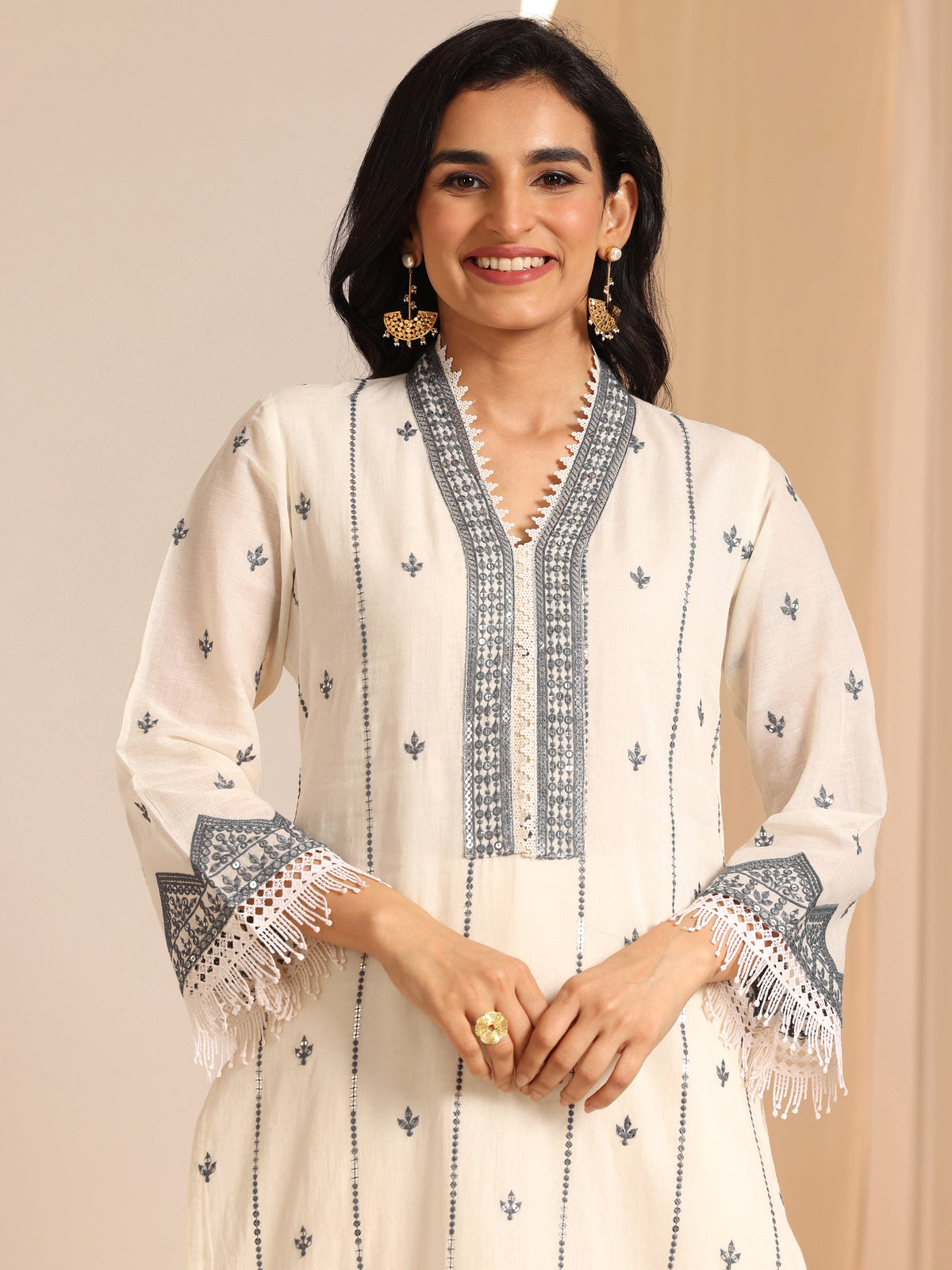 Anouk Off White Embroidered  Straight Suit Set With Dupatta
