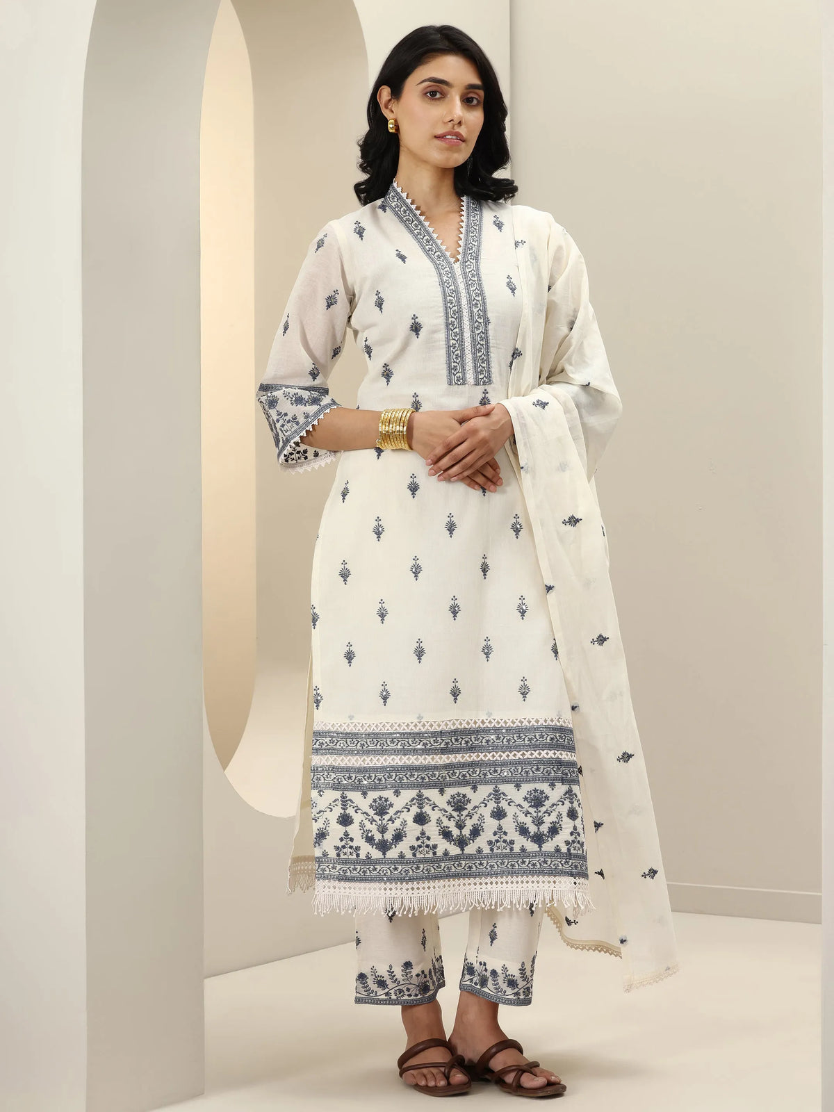 Anouk Off White Embroidered Cotton Straight Suit Sets With Dupatta