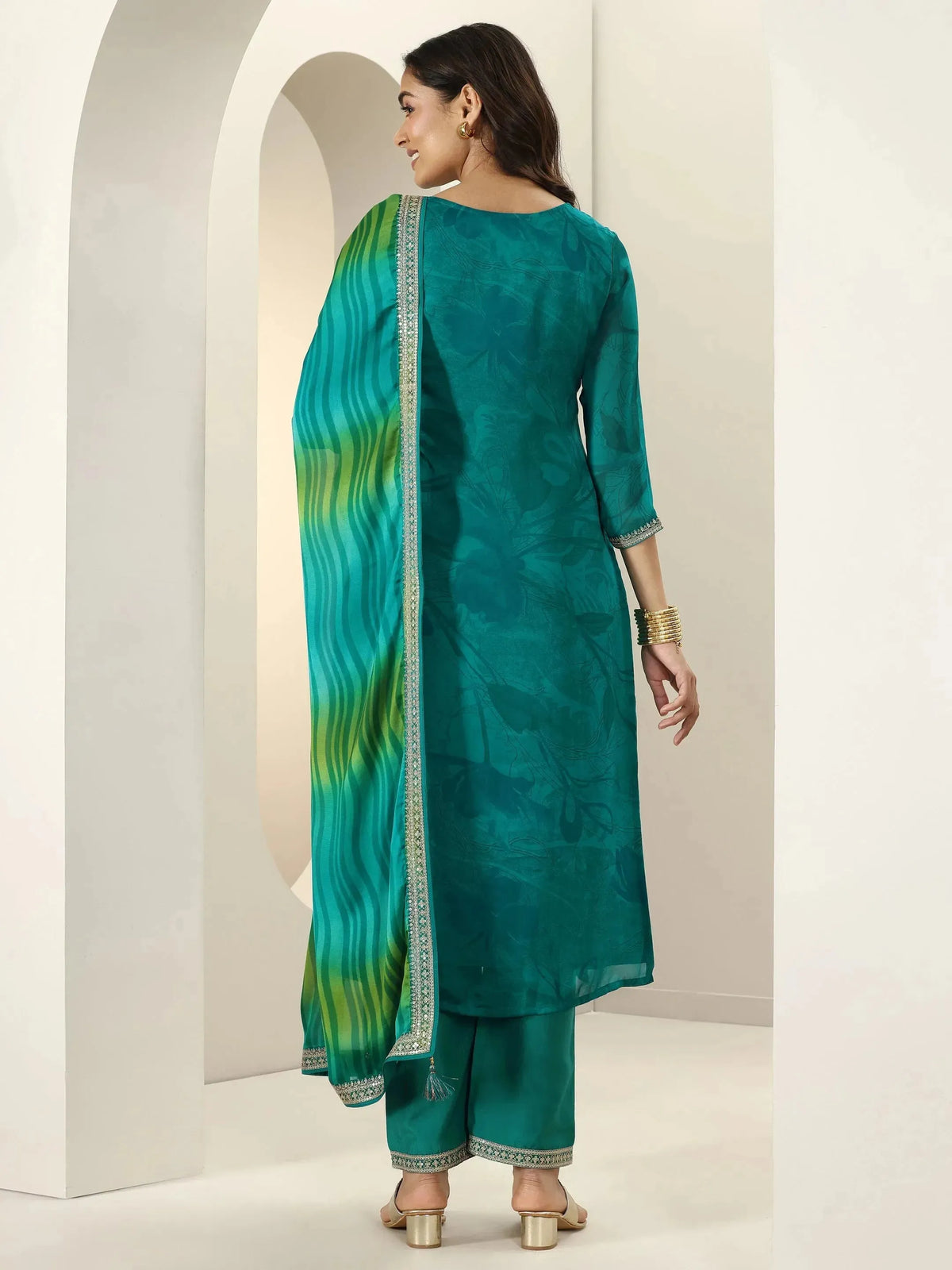 Anouk Green Embroidered Silk Blend Straight Suit Sets With Dupatta