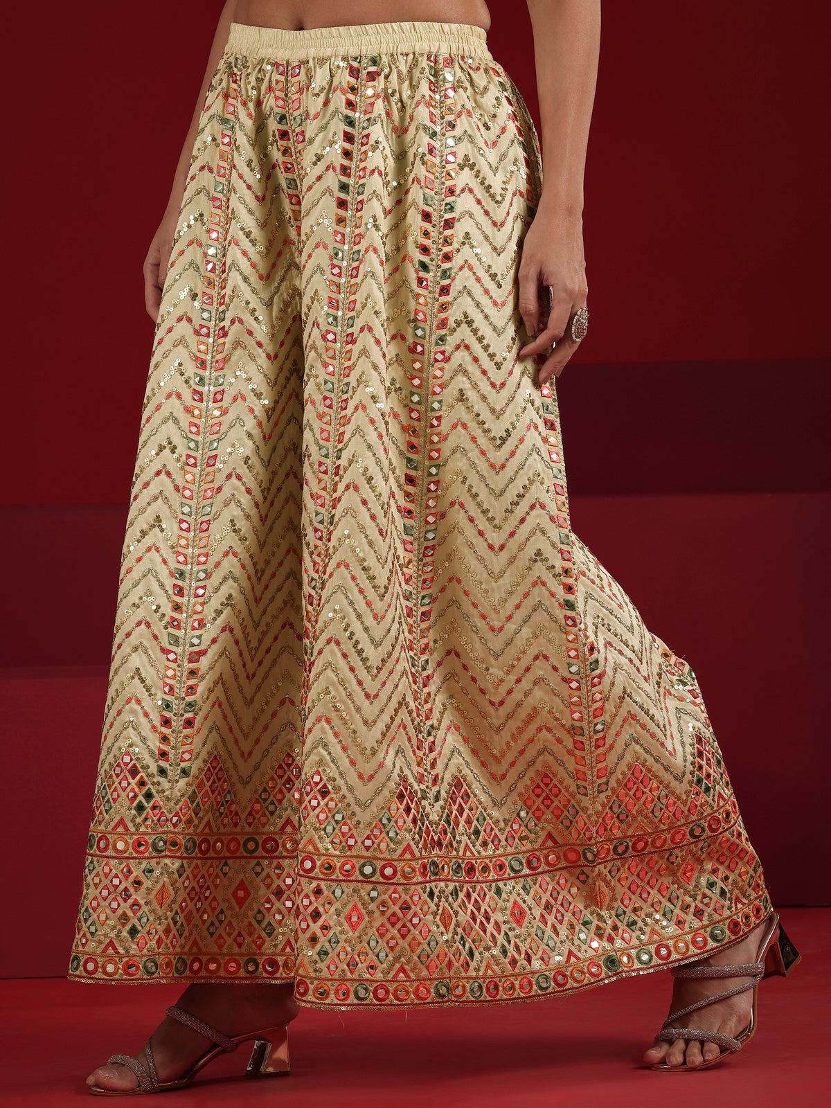 Anouk Cream Embroidered Silk Blend Straight Suit Set With Dupatta