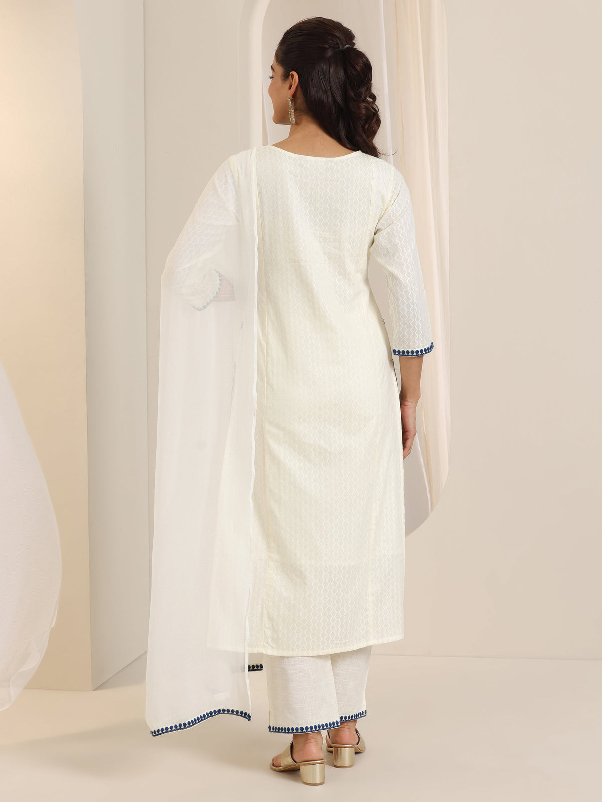 Anouk Off White Embroidered Cotton Straight Suit Set With Dupatta