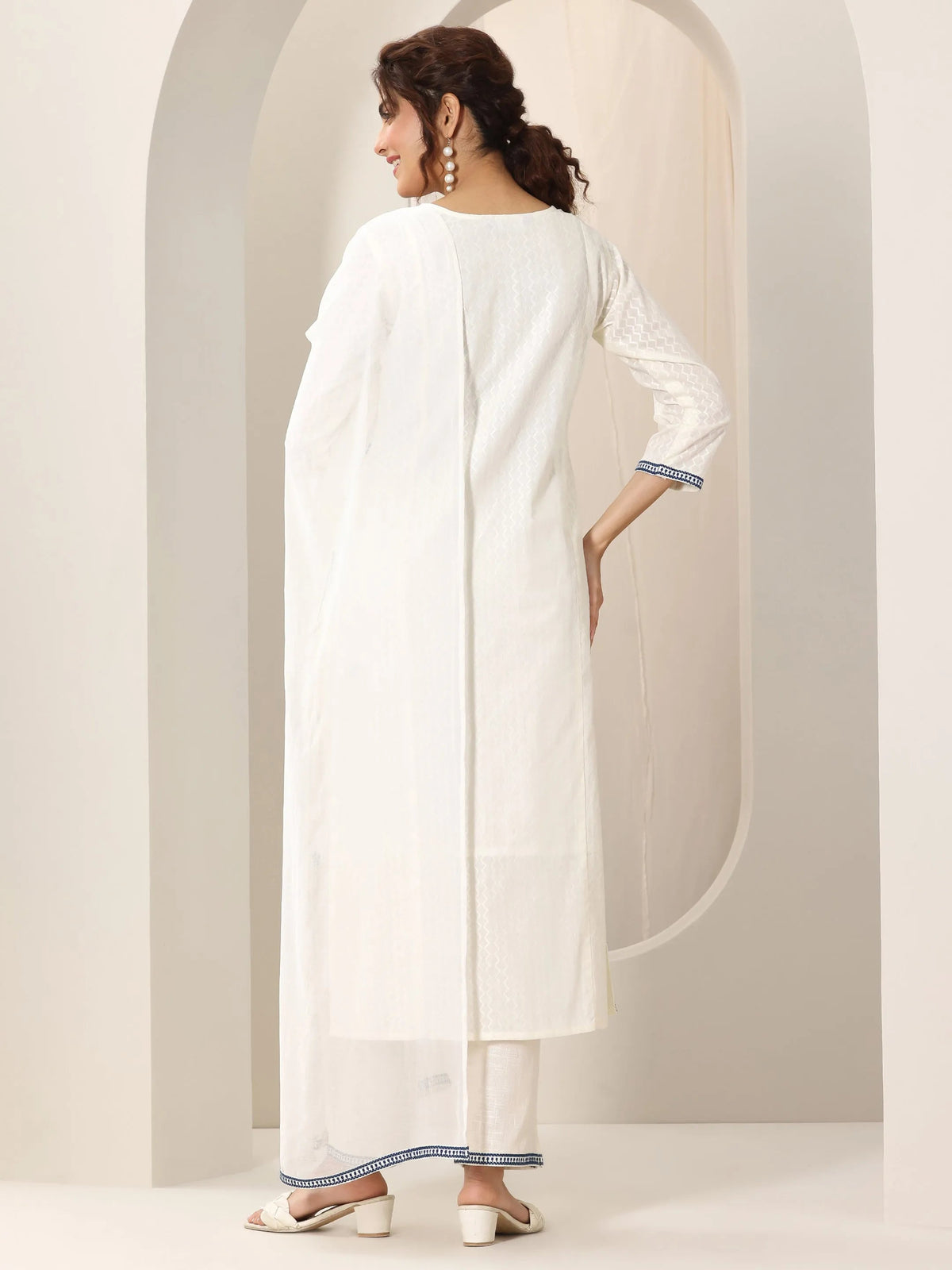 Anouk Off White Embroidered Cotton Straight Suit Set With Dupatta