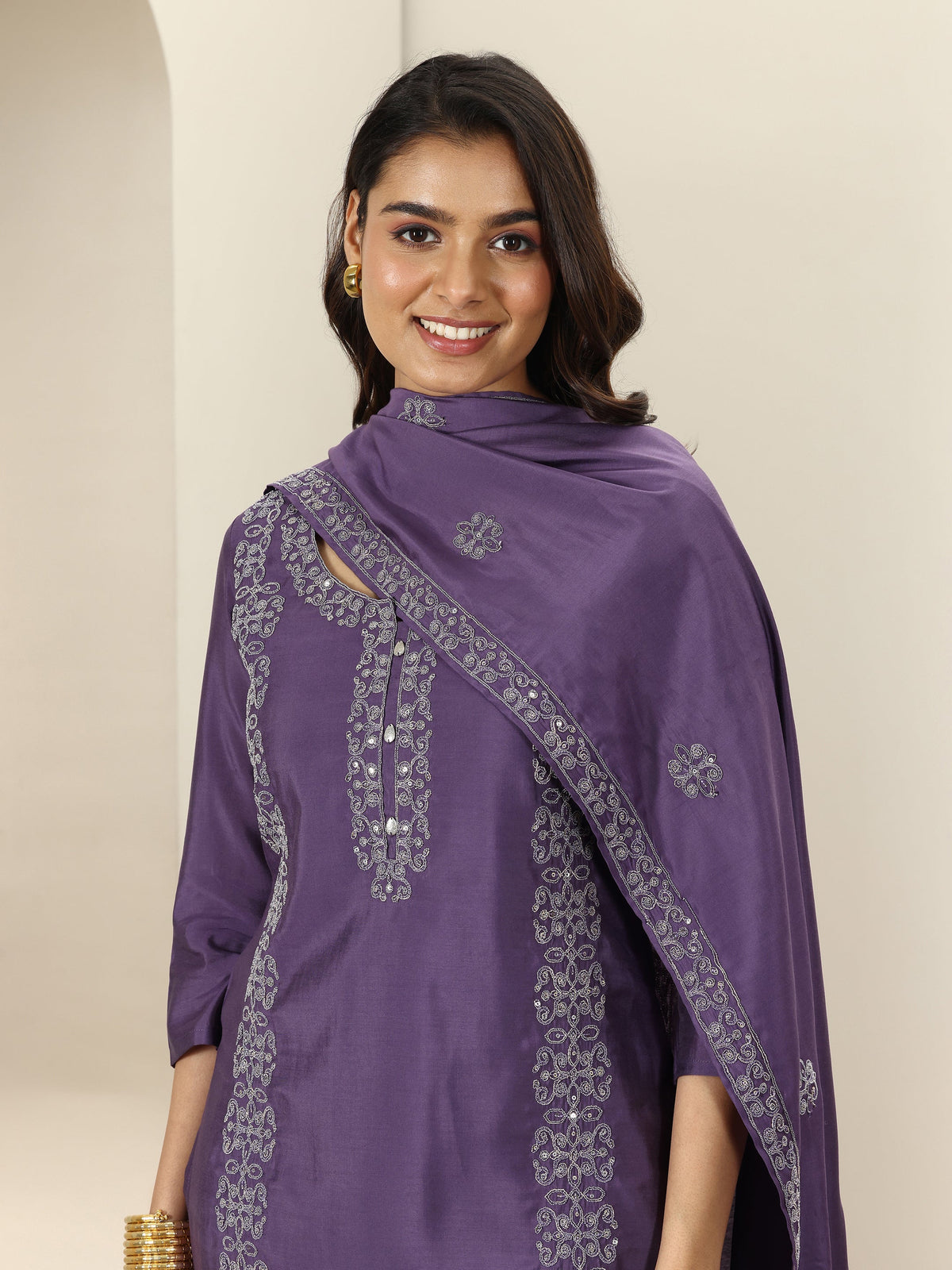 Anouk Purple Embroidered Silk Blend Straight Suit Sets With Dupatta
