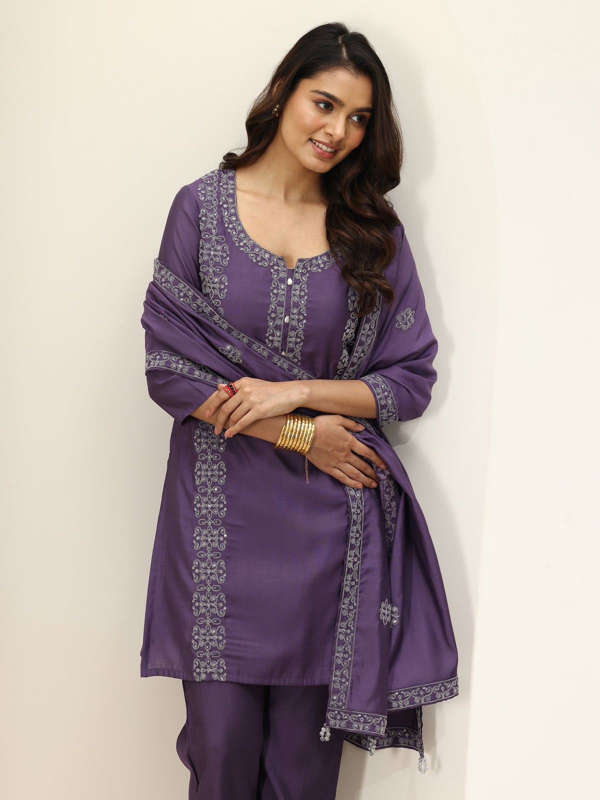 Anouk Purple Embroidered Silk Blend Straight Suit Sets With Dupatta