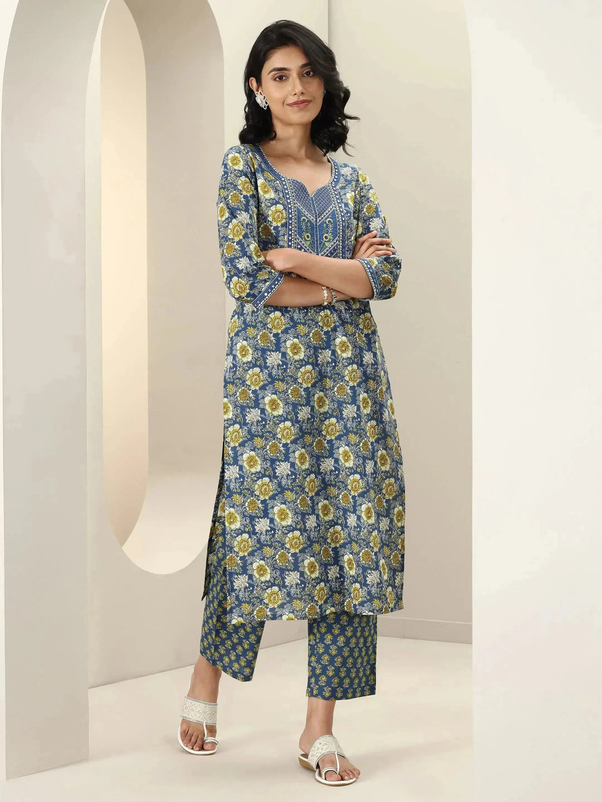 Anouk Blue Printed Cotton Straight Suit Sets With Dupatta
