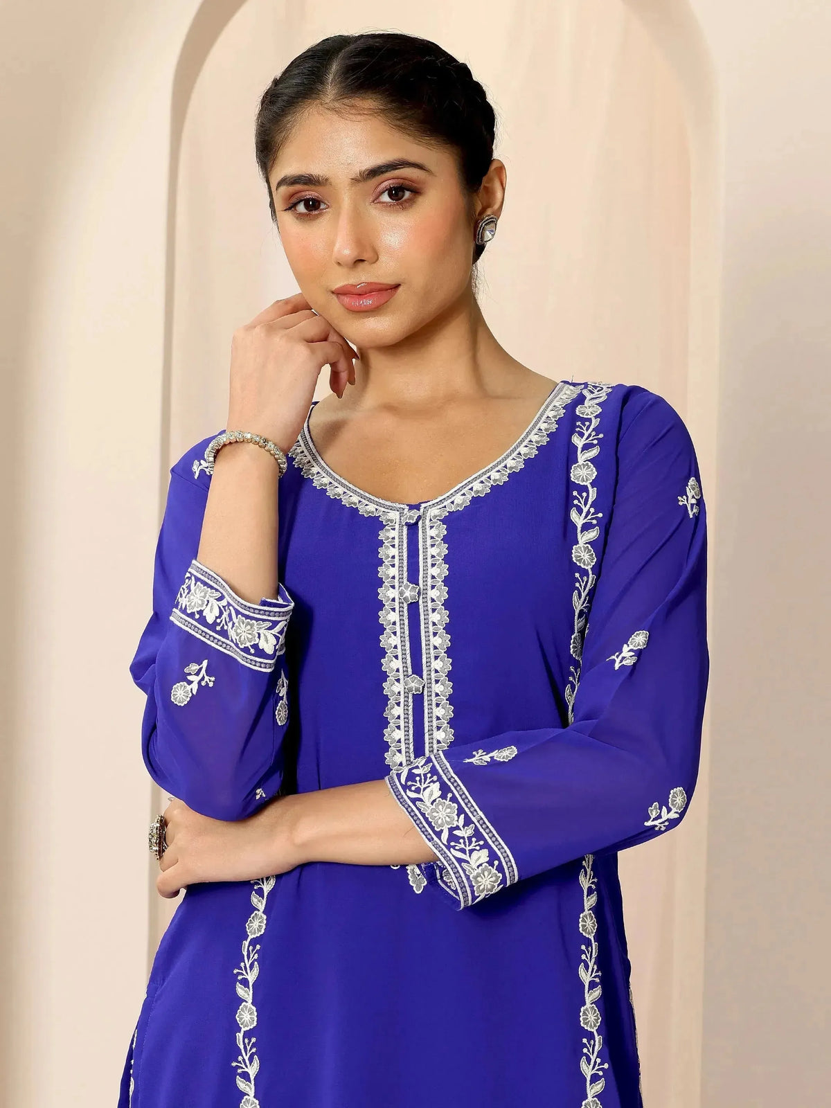 Anouk Blue Embroidered Georgette Straight Suit Set With Dupatta