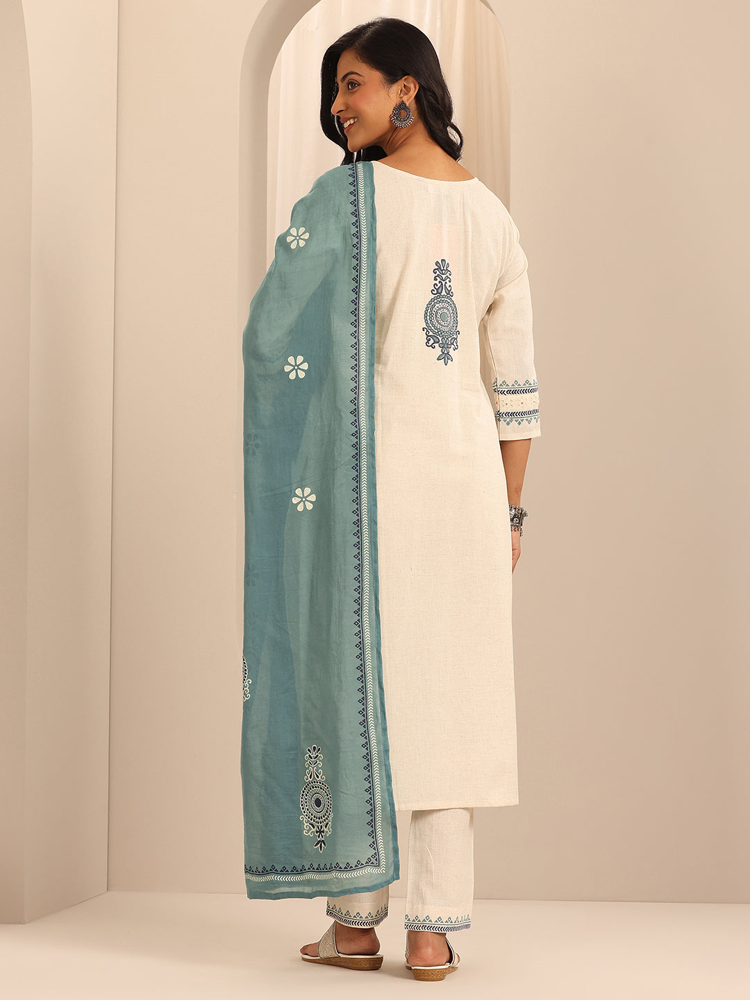Anouk Off White Printed Cotton Blend Straight Suit Set With Dupatta