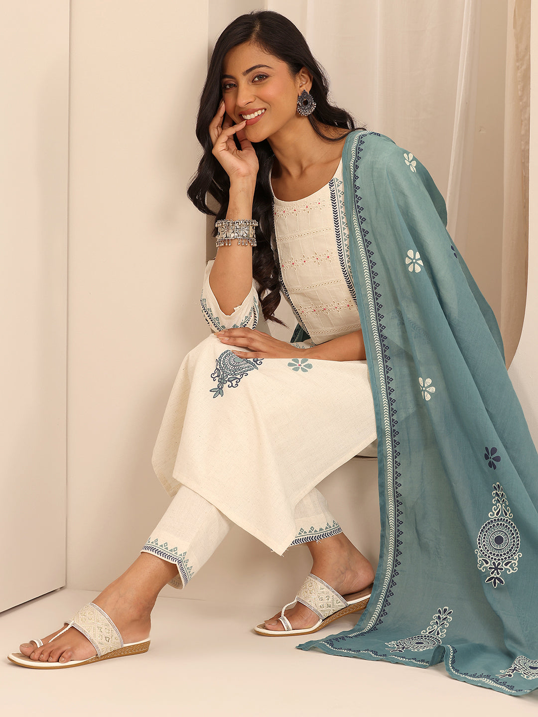 Anouk Off White Printed Cotton Blend Straight Suit Set With Dupatta