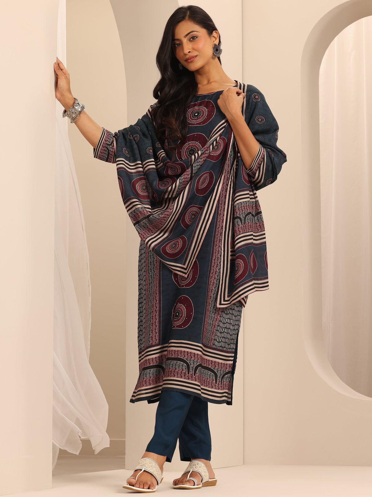 Anouk Navy Blue Printed Muslin Straight Suit Set With Dupatta