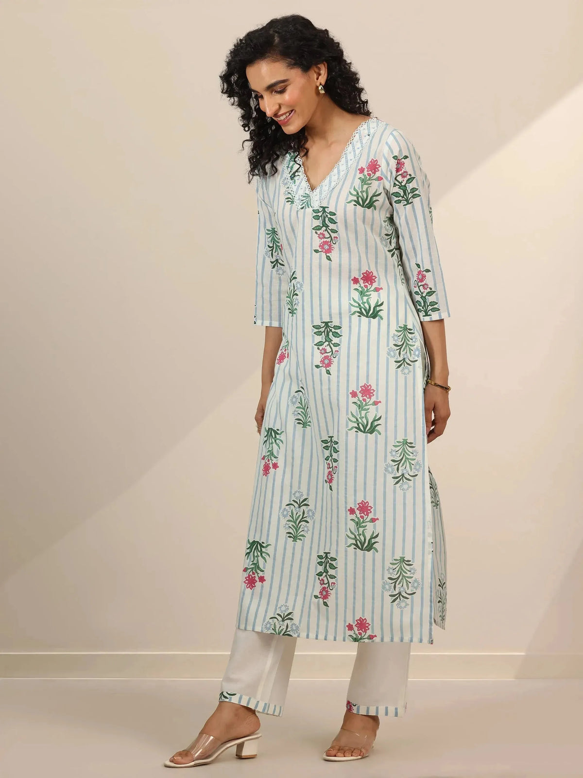 Anouk Off White Printed Cotton Straight Suit Sets With Dupatta