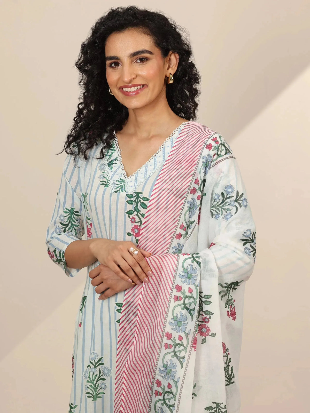 Anouk Off White Printed Cotton Straight Suit Sets With Dupatta