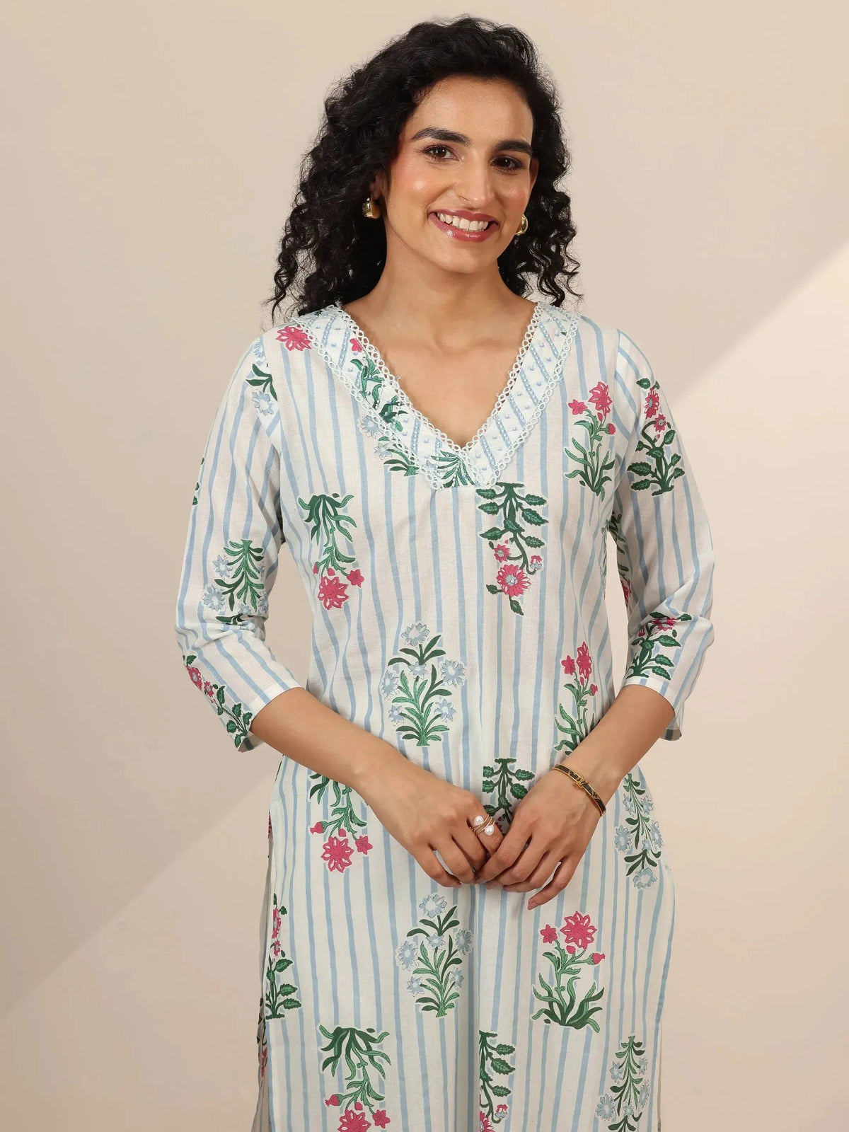 Anouk Off White Printed Cotton Straight Suit Sets With Dupatta