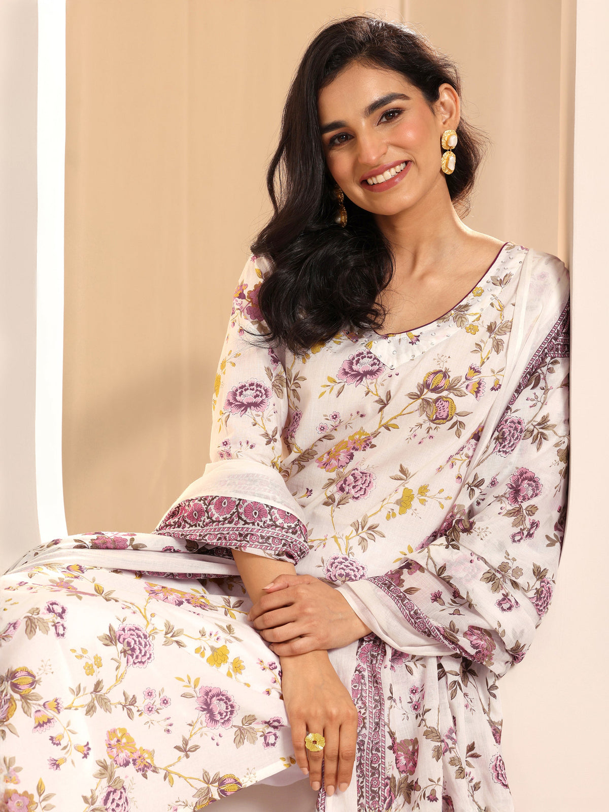 Anouk Off White Printed Cotton Straight Suit Sets With Dupatta