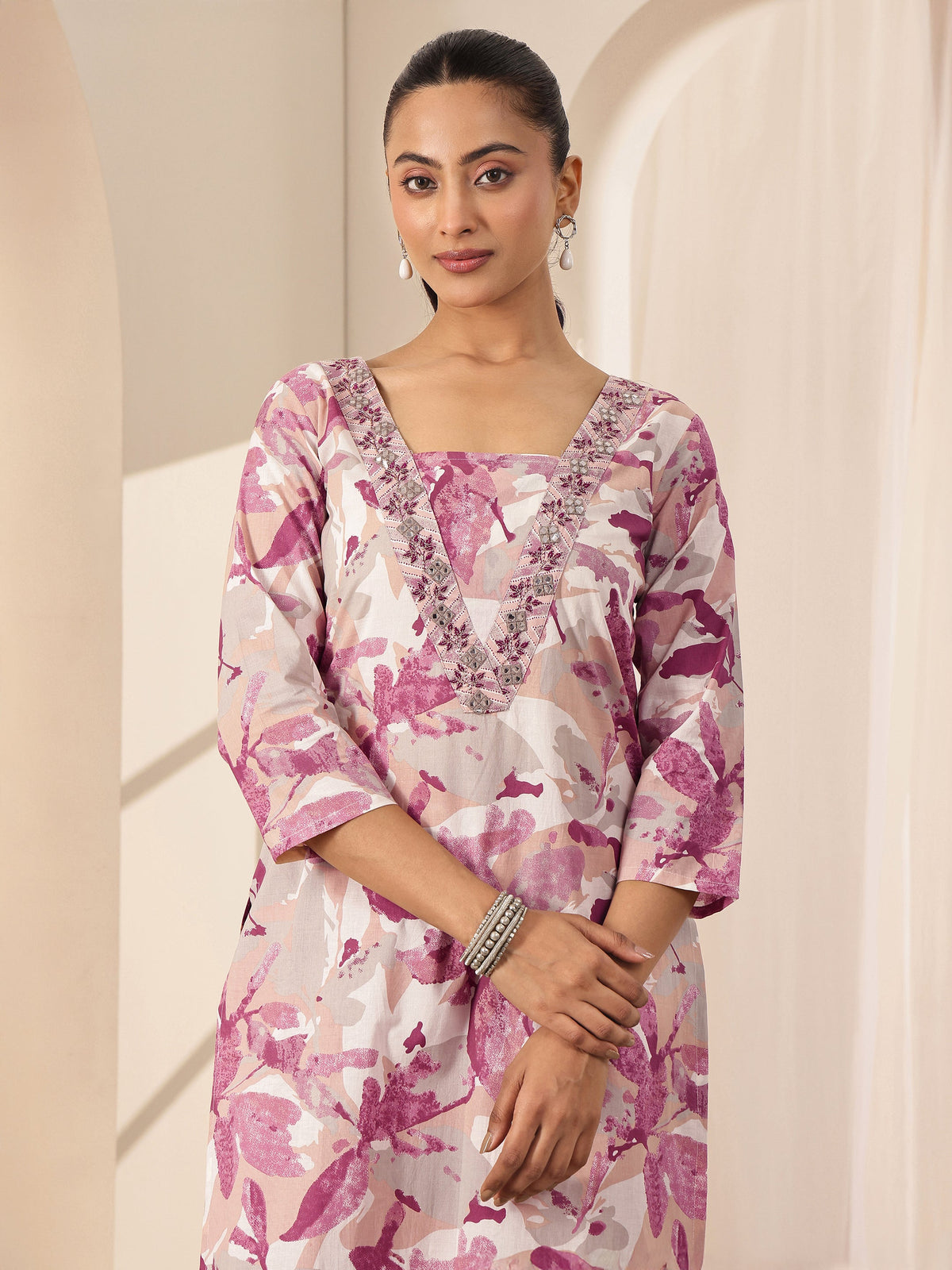 Anouk Off White Printed Cotton Straight Suit Sets With Dupatta