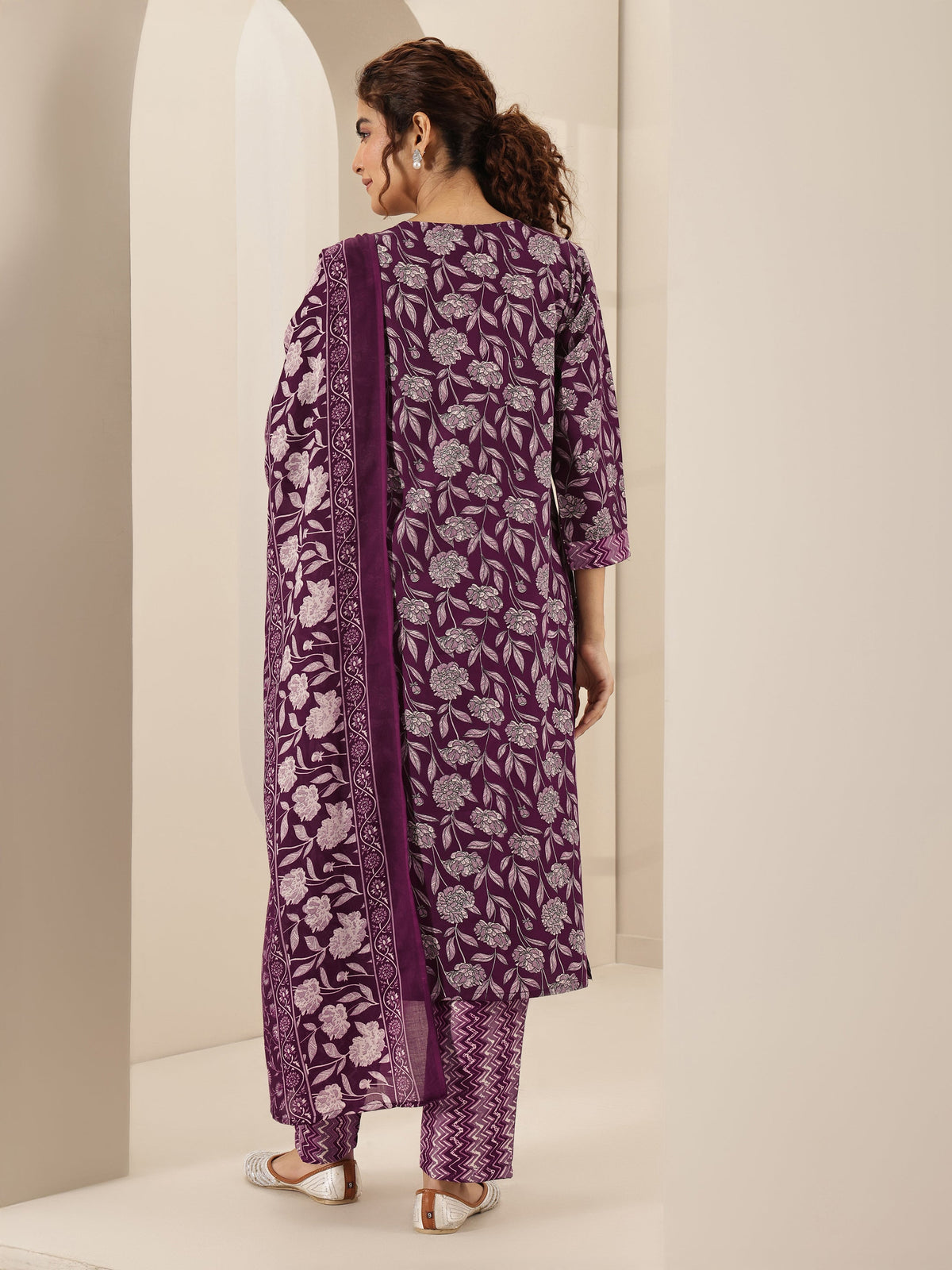 Anouk Burgundy Printed Cotton Blend Straight Suit Sets With Dupatta