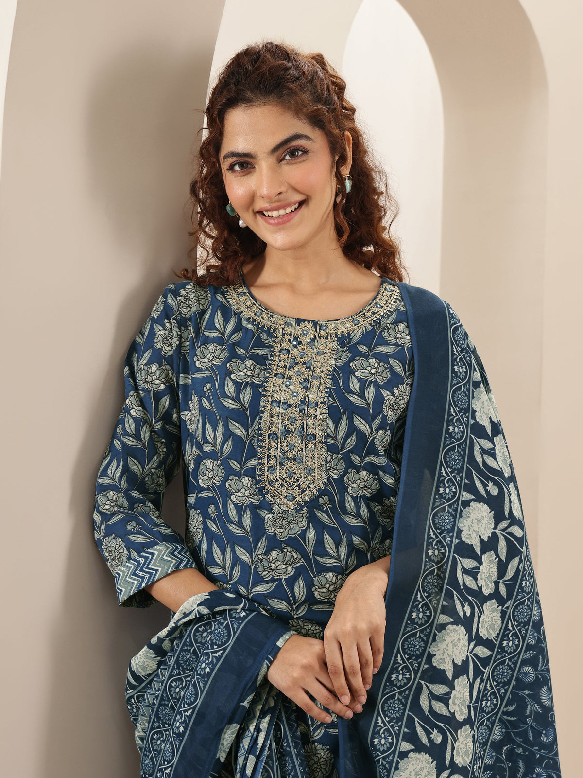 Anouk Teal Blue Printed Cotton Blend Straight Suit Sets With Dupatta