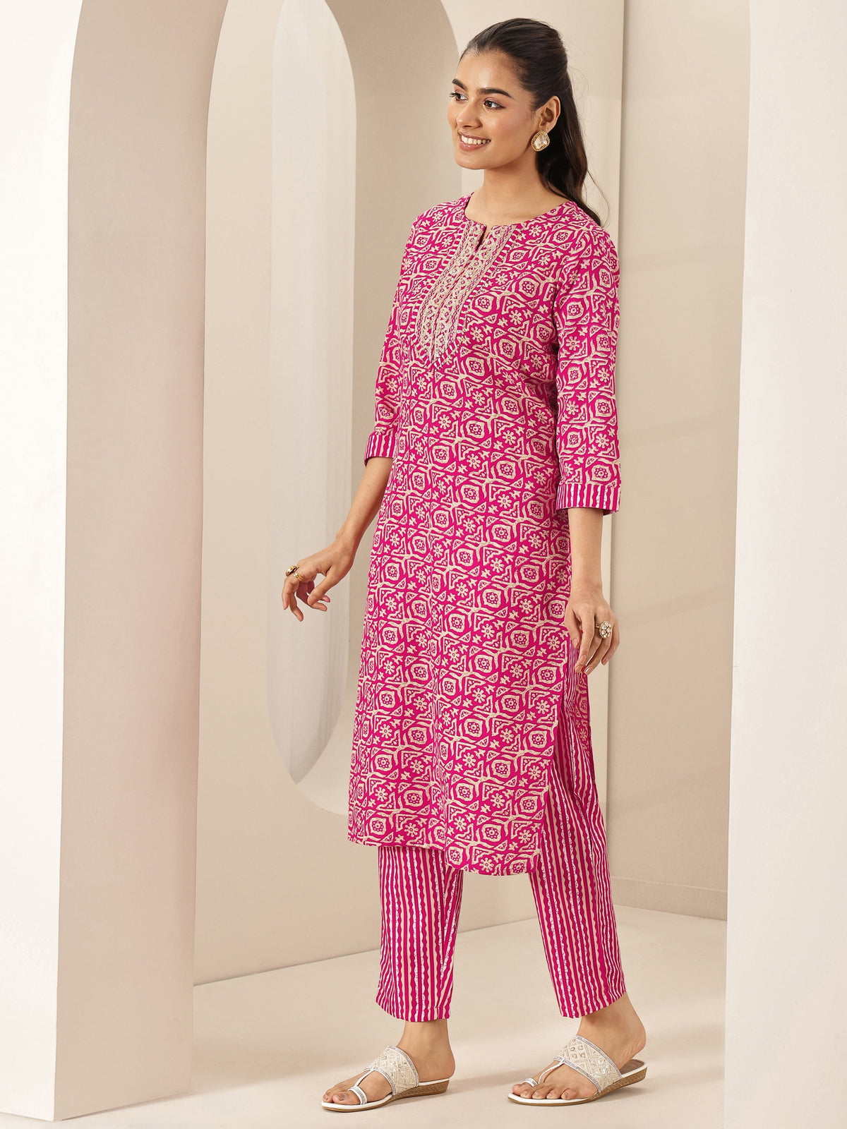 Anouk Pink Printed Cotton Blend Straight Suit Sets With Dupatta