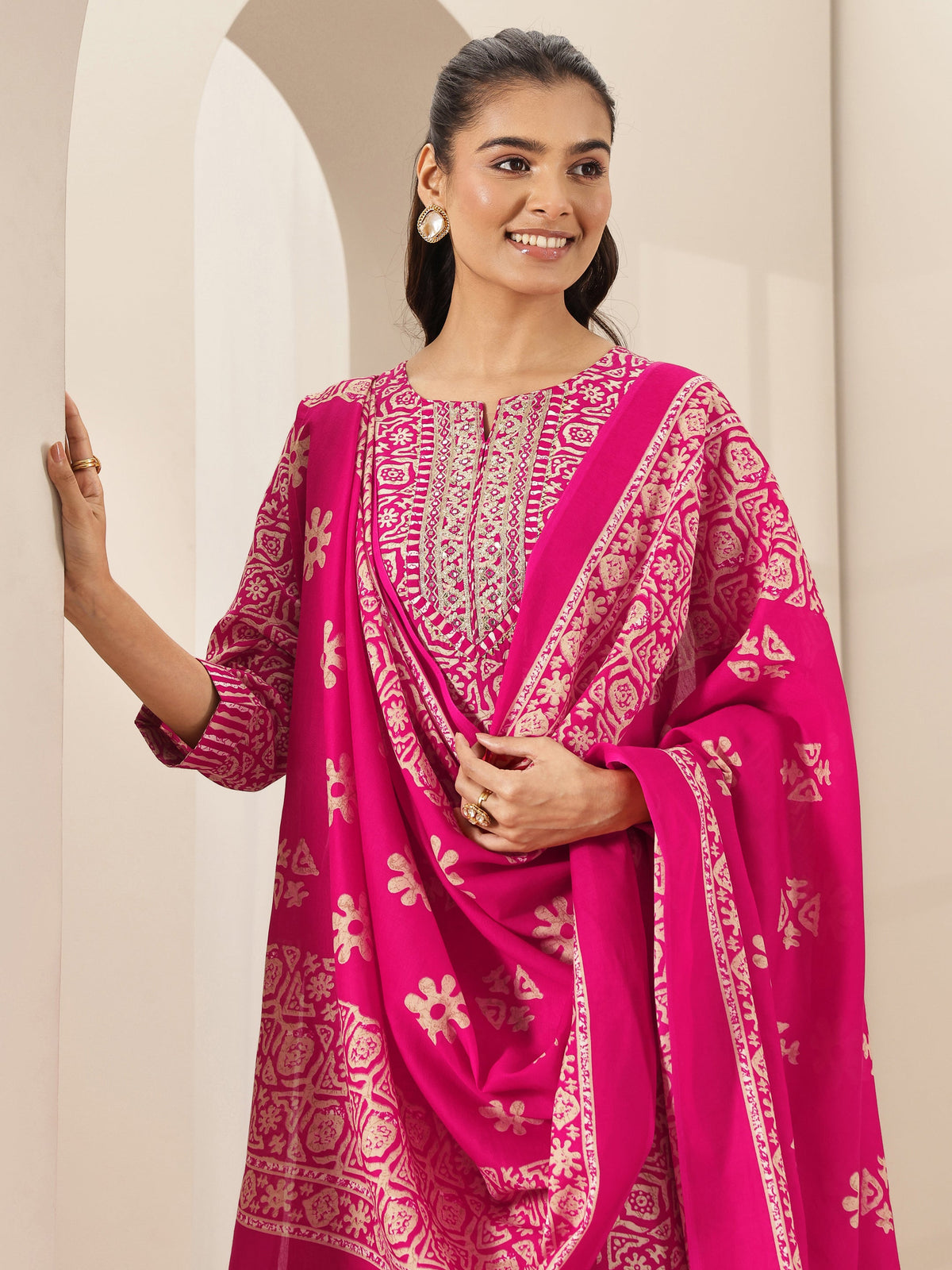 Anouk Pink Printed Cotton Blend Straight Suit Sets With Dupatta