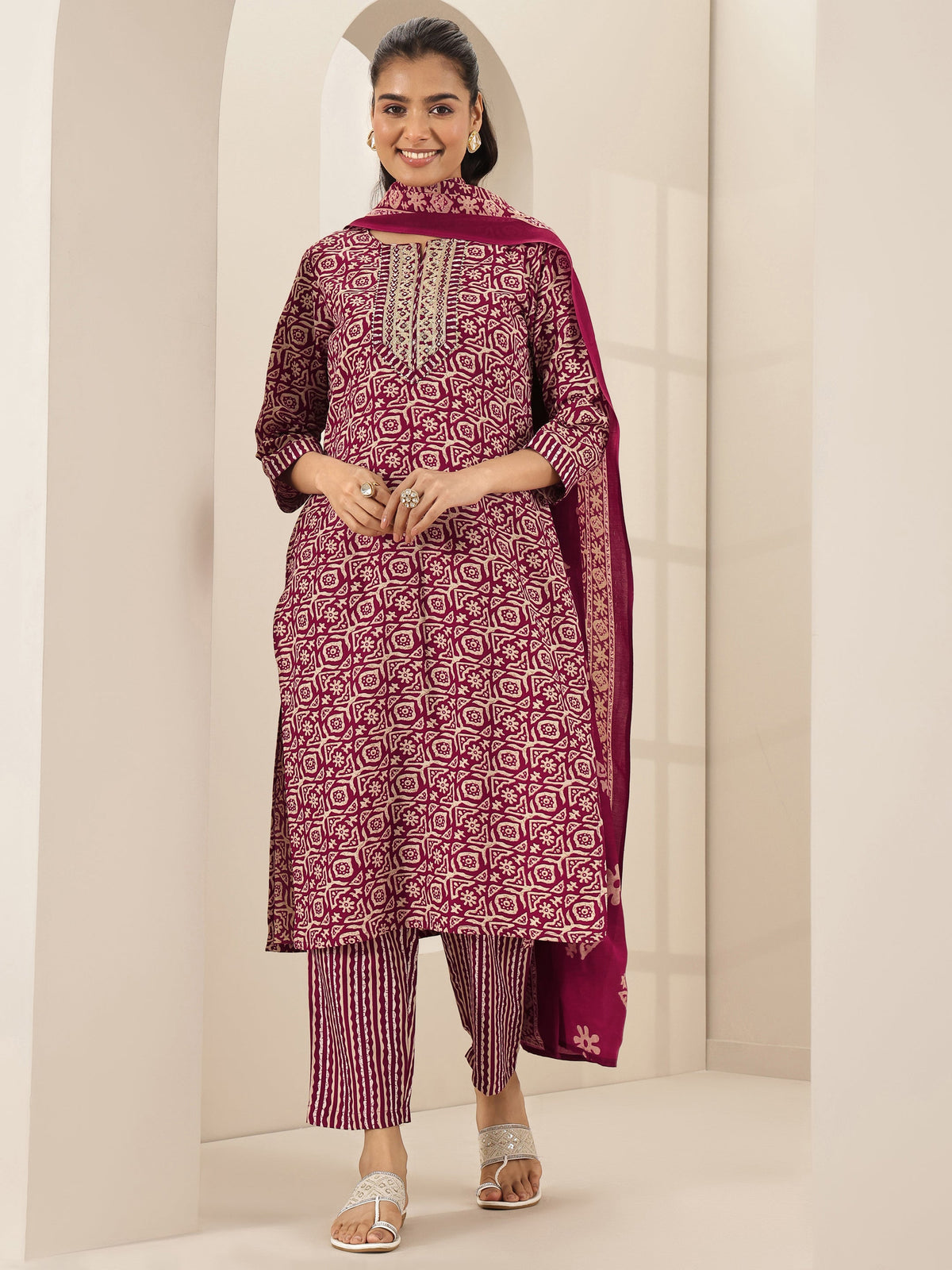 Anouk Maroon Printed Cotton Blend Straight Suit Sets With Dupatta