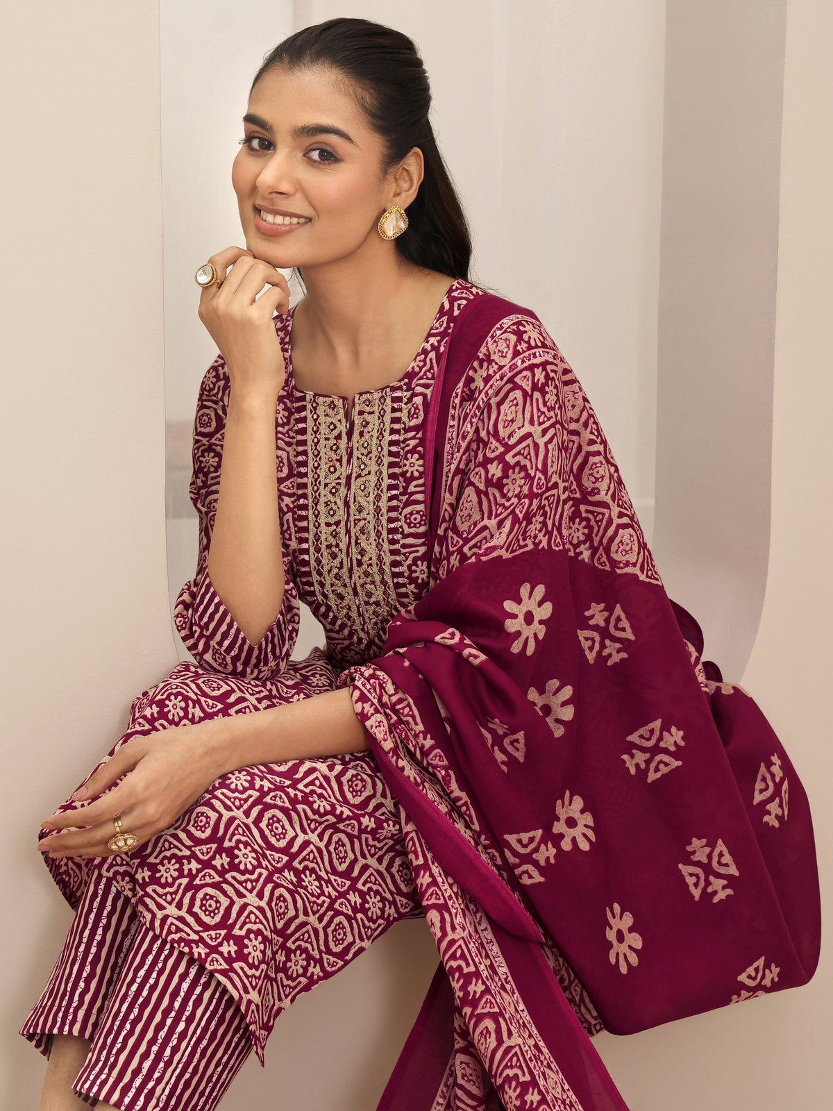Anouk Maroon Printed Cotton Blend Straight Suit Sets With Dupatta