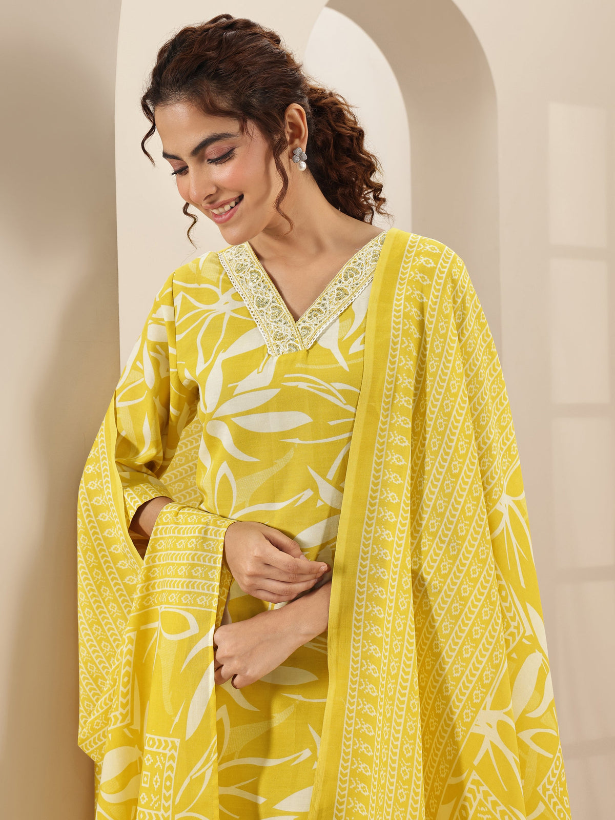 Anouk Yellow Printed Cotton Blend Straight Suit Sets With Dupatta
