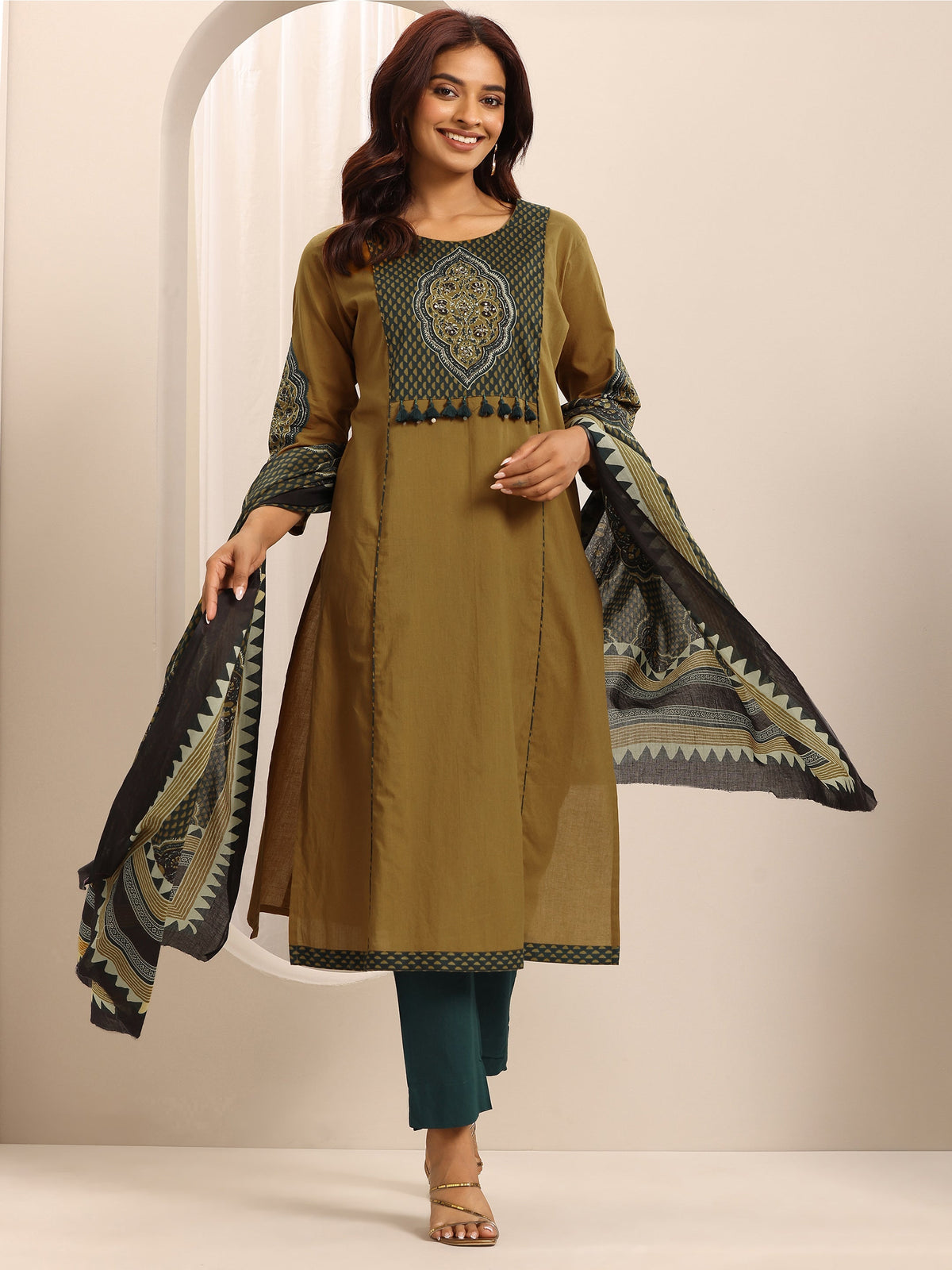 Anouk Yellow Printed Cotton Blend Straight Suit Set With Dupatta
