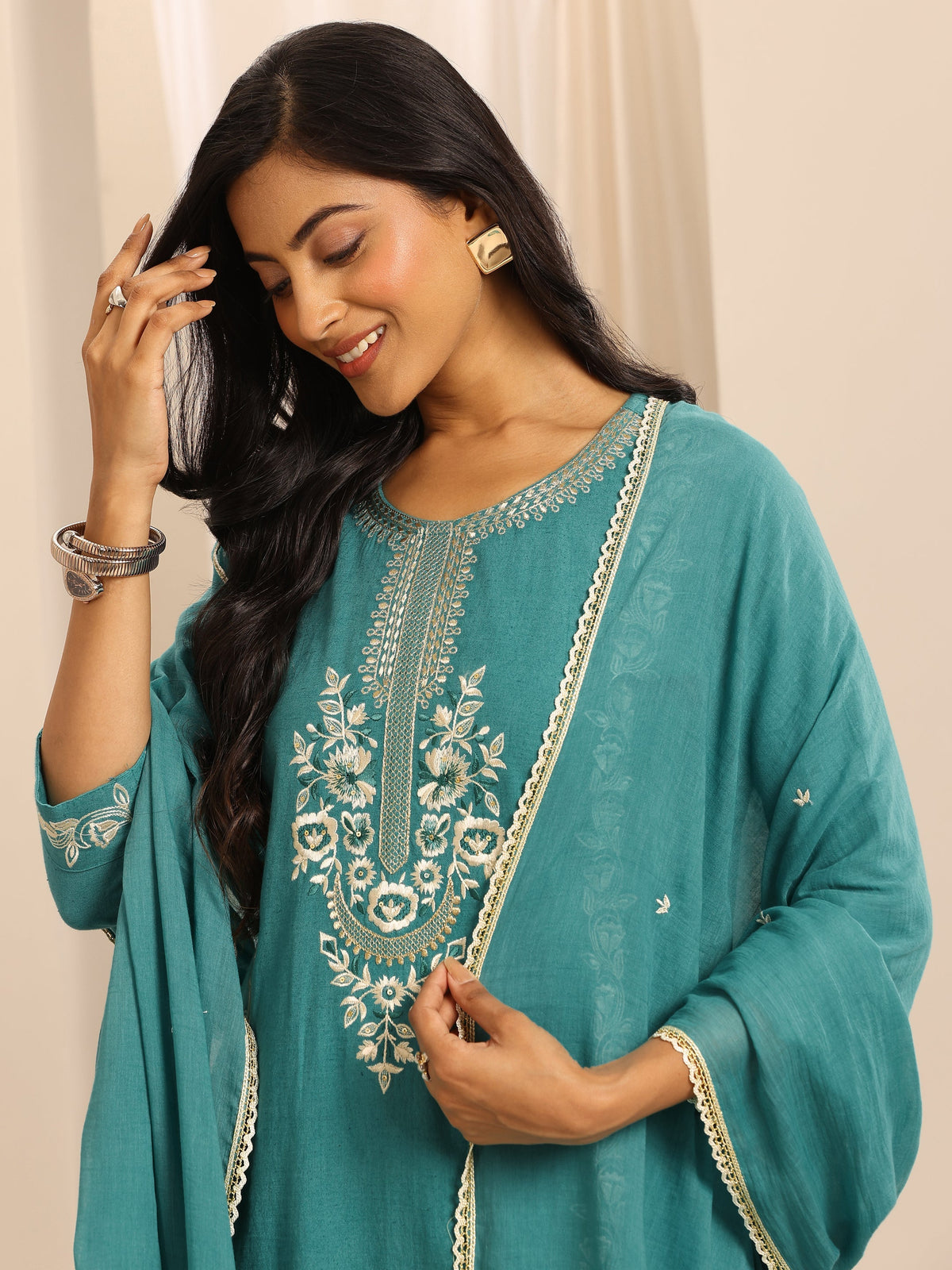 Anouk Green Embroidered Cotton Blend Straight Suit Set With Dupatta