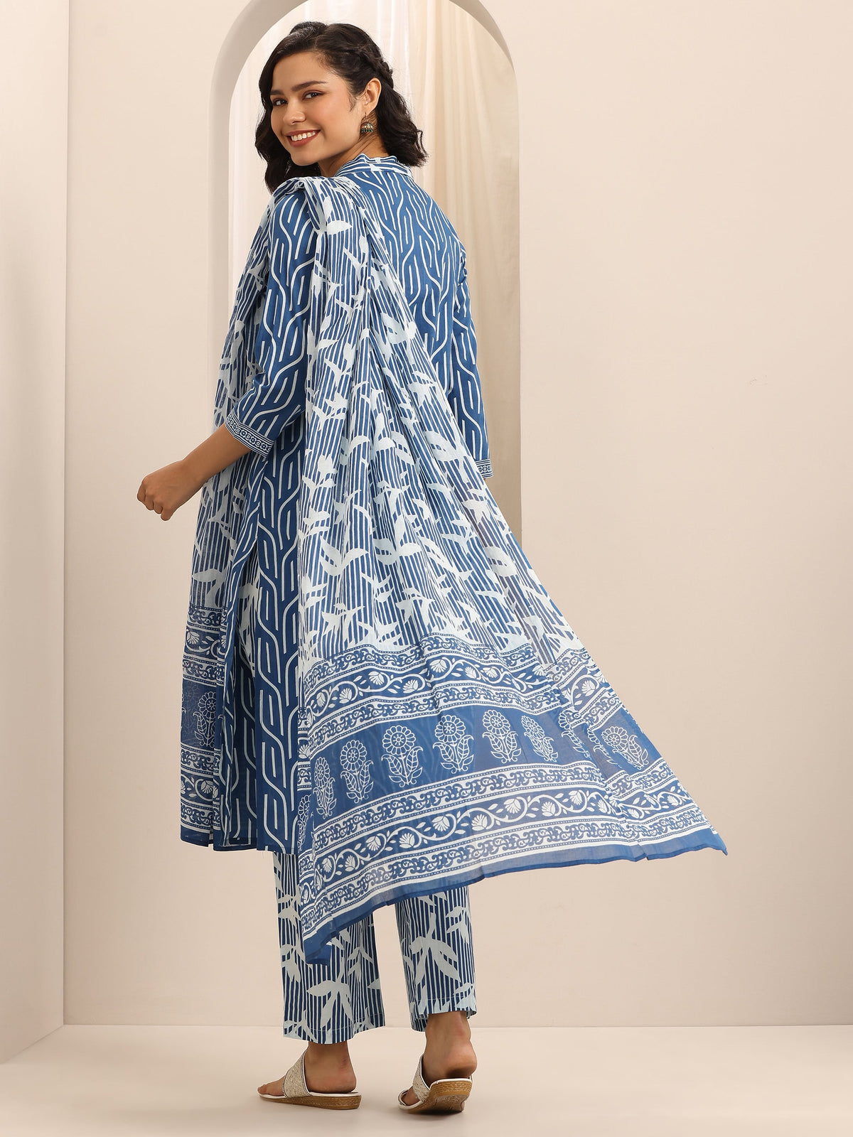 Anouk Blue Printed Cotton Blend Straight Suit Set With Dupatta