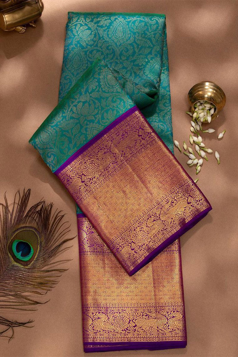 Tremendous Rama Soft Silk Saree With Elision Blouse Piece
