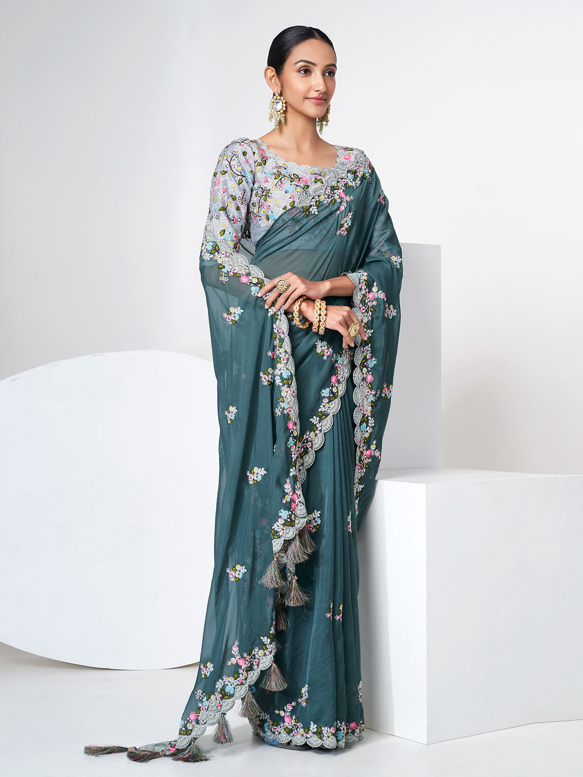 Blue Organza Saree With Unstitched Blouse
